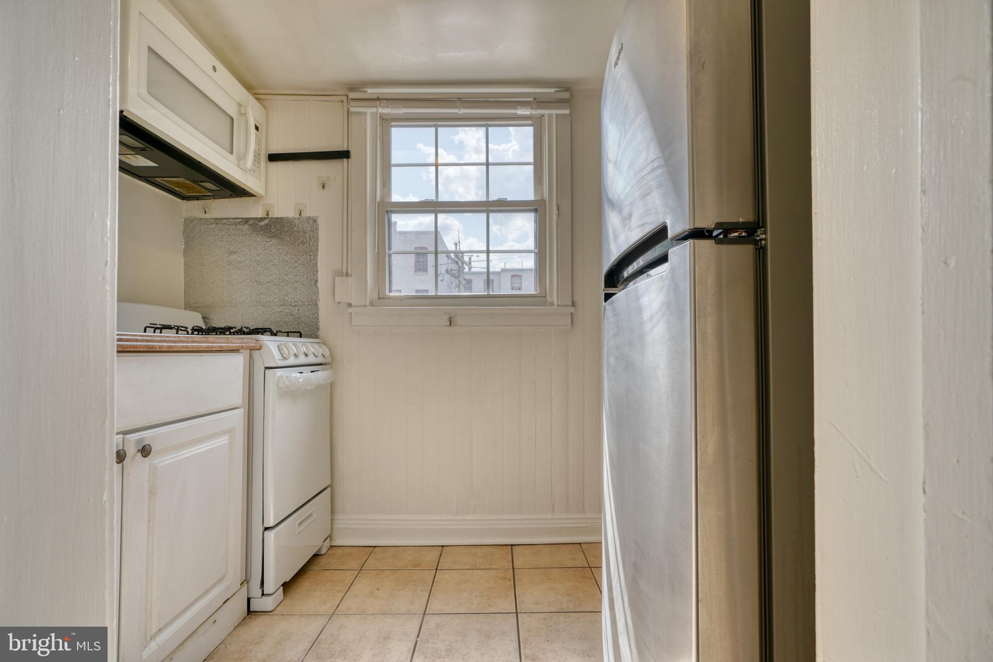 MOUNT VERNON PLACE HISTORIC DISTRICT - Residential Lease