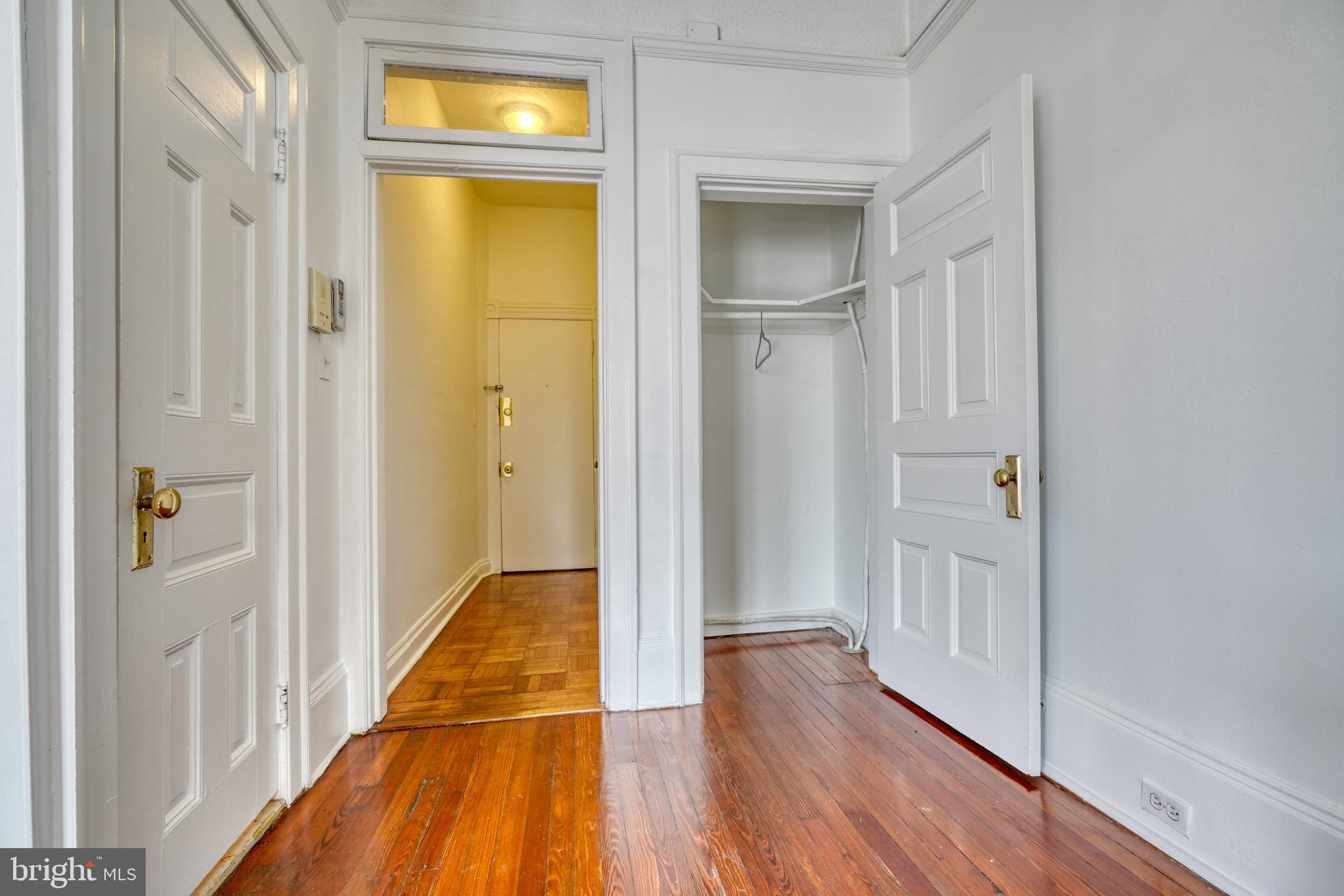 MOUNT VERNON PLACE HISTORIC DISTRICT - Residential Lease