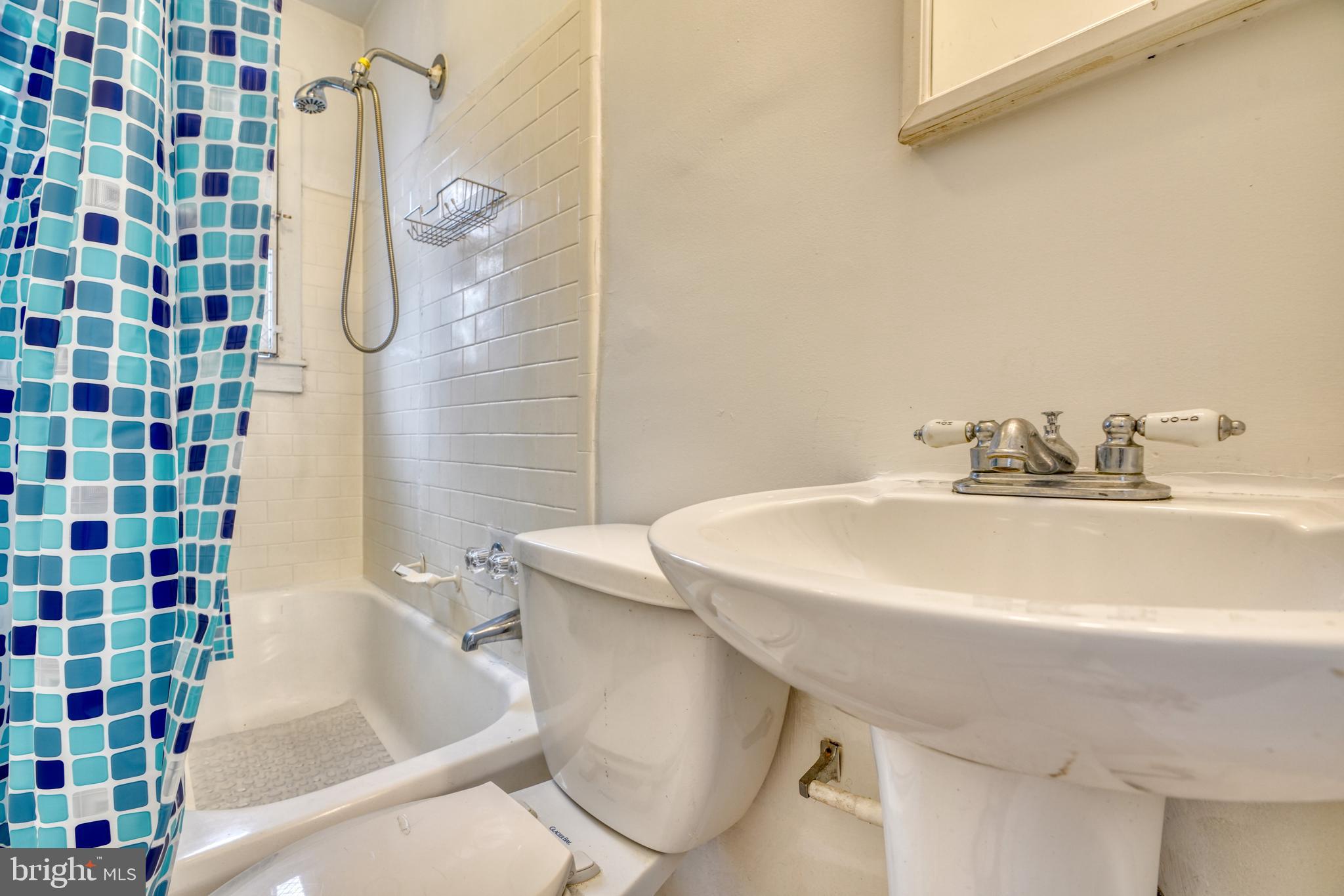 MOUNT VERNON PLACE HISTORIC DISTRICT - Residential Lease