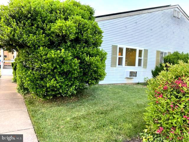 CRESTWOOD VILLAGE - Residential