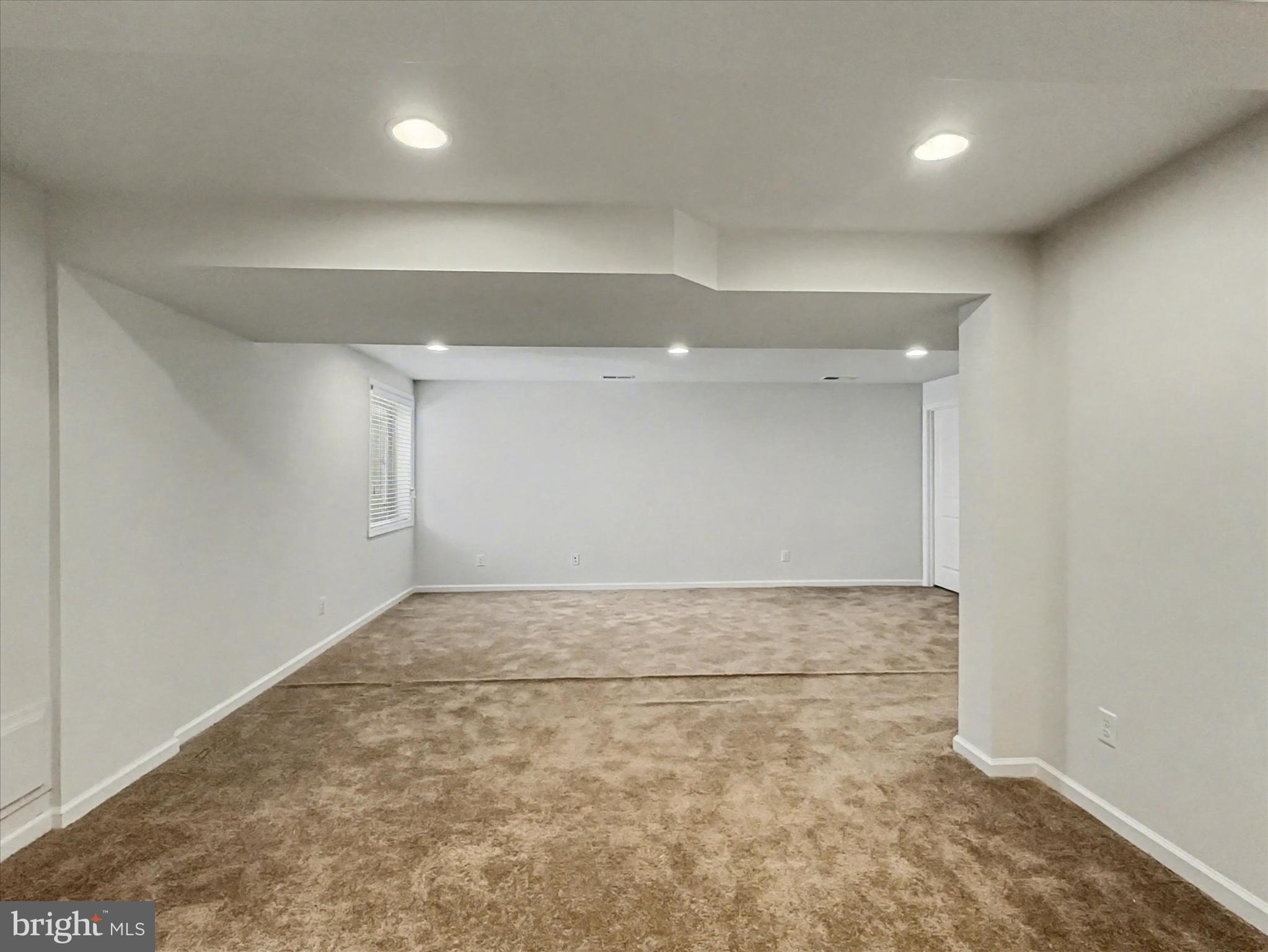 LOGANS RESERVE - Residential