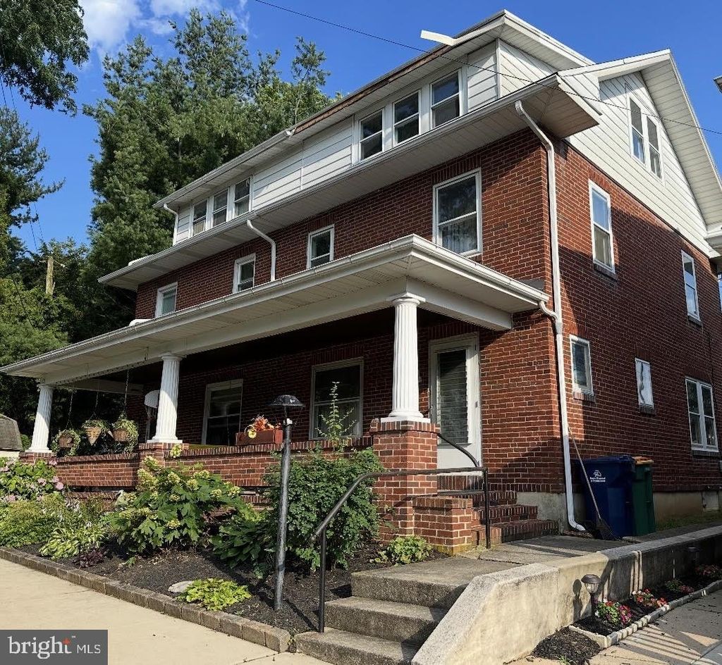 Photo of 2012 Spring Street, READING, PA 19609 (MLS # PABK2067102)