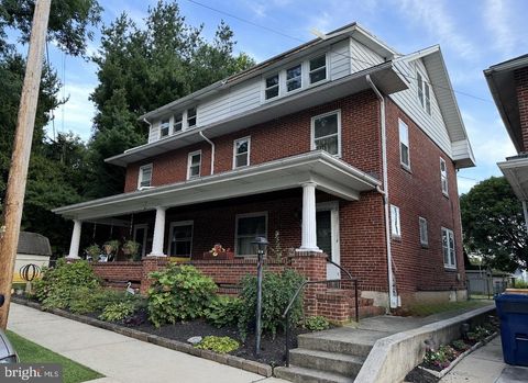 2012 SPRING STREET READING PA 19609