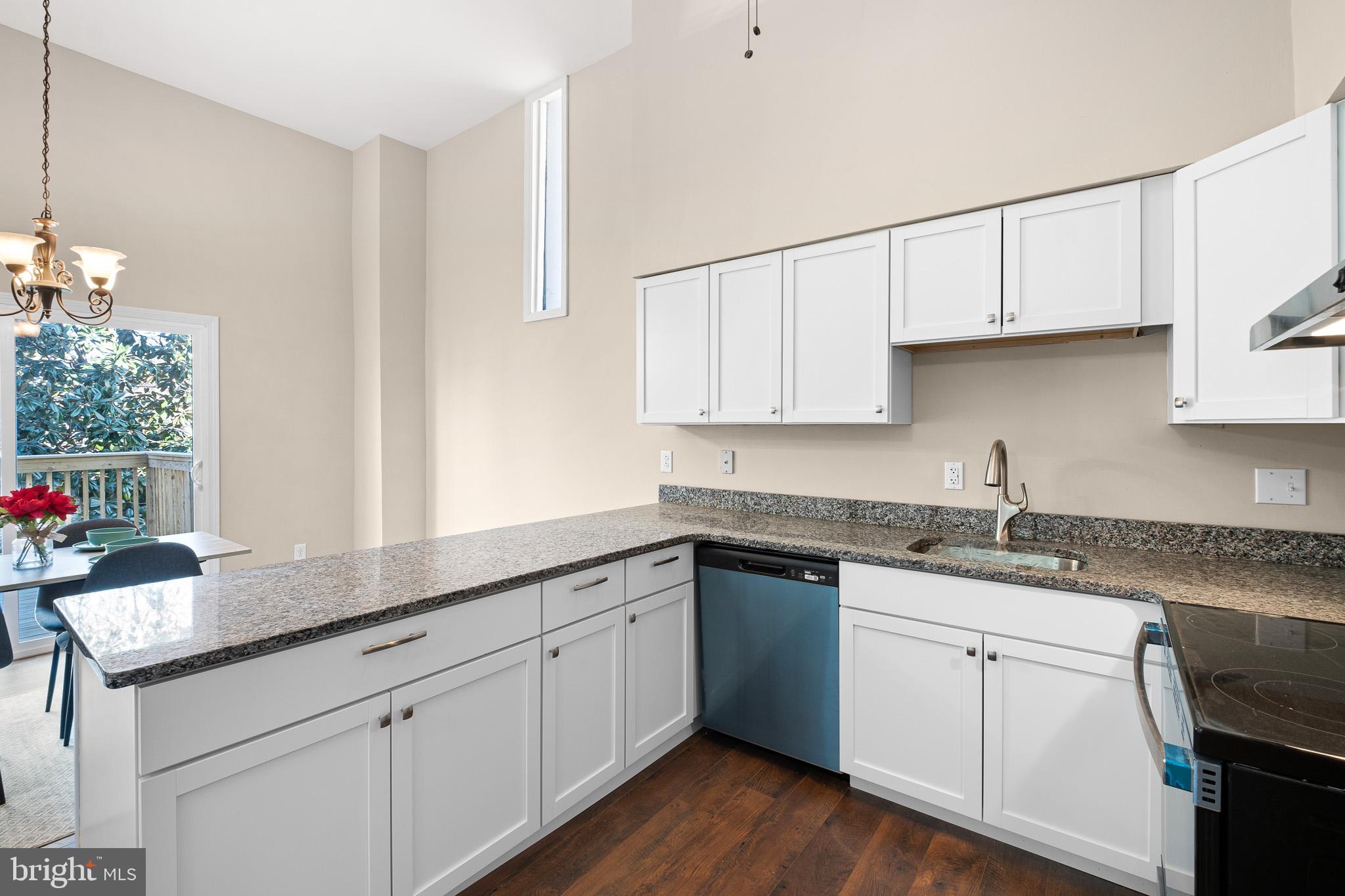 TROLLEY SQUARE - Residential