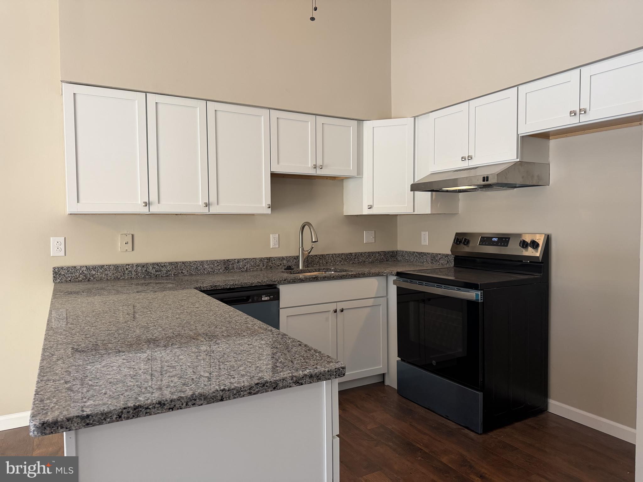 TROLLEY SQUARE - Residential