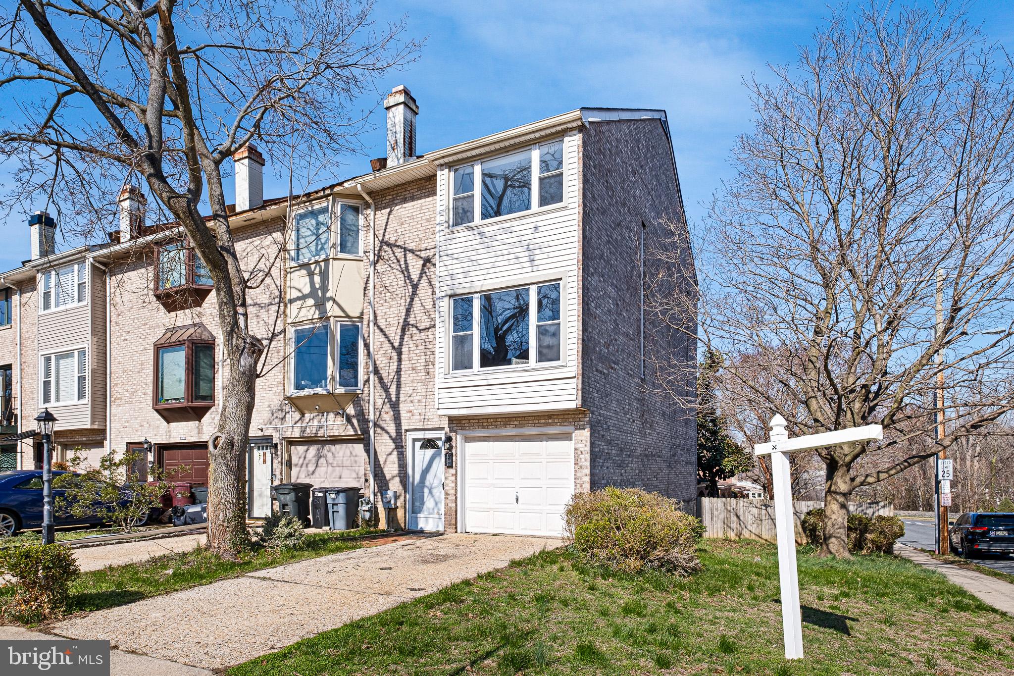 TROLLEY SQUARE - Residential