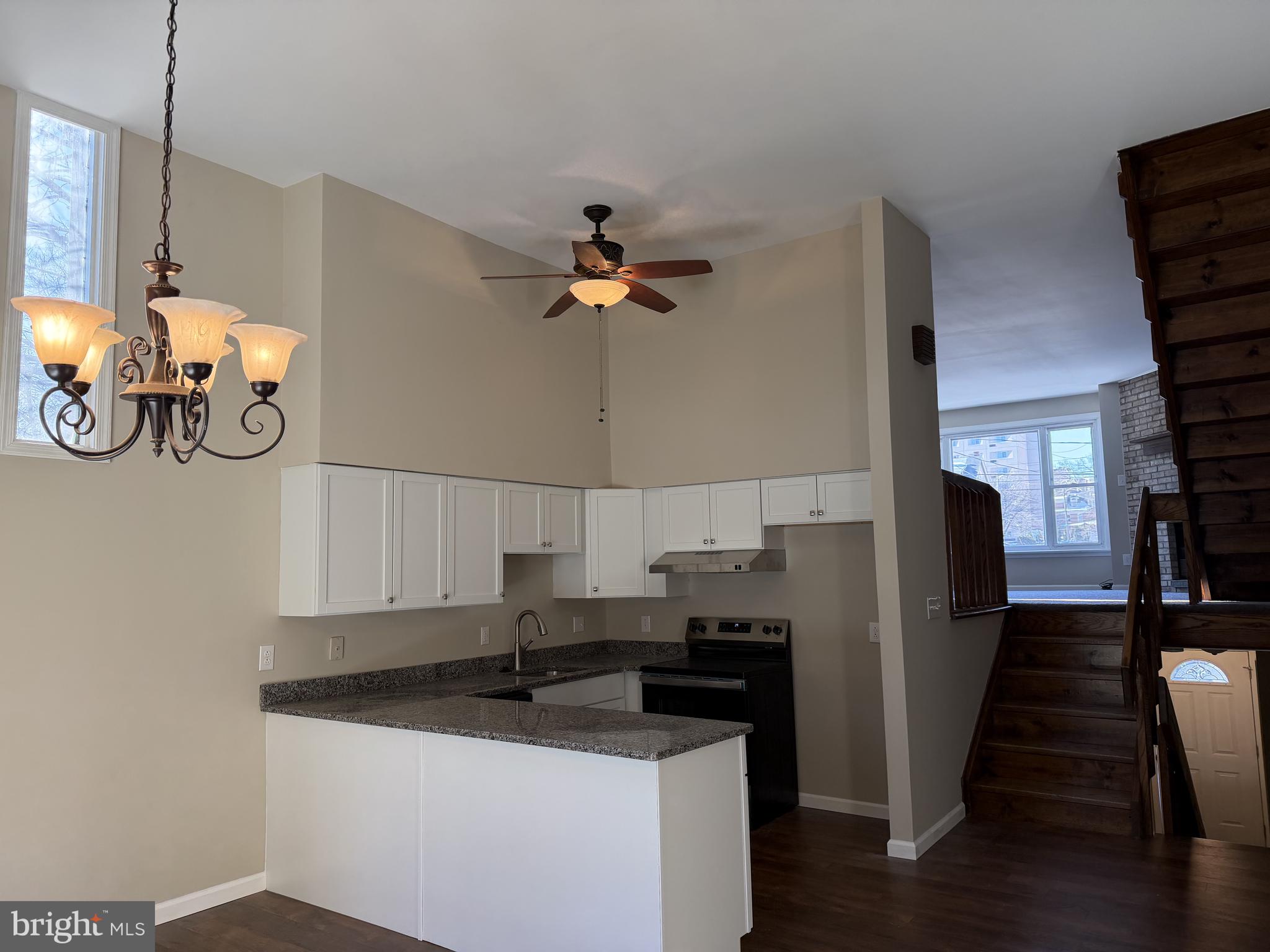 TROLLEY SQUARE - Residential