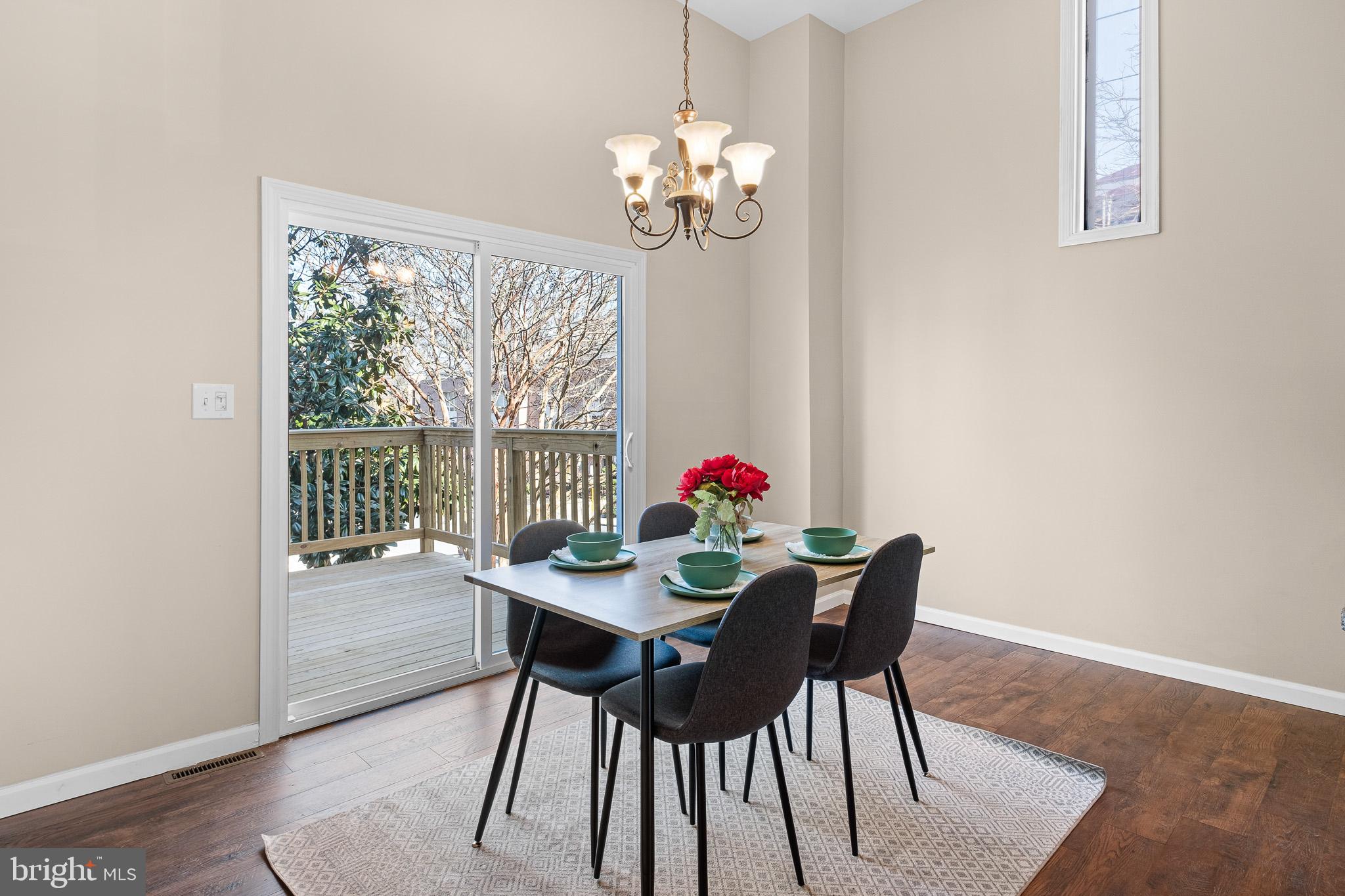 TROLLEY SQUARE - Residential