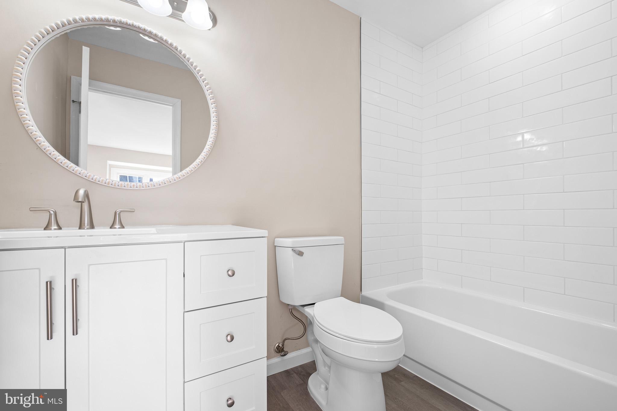 TROLLEY SQUARE - Residential