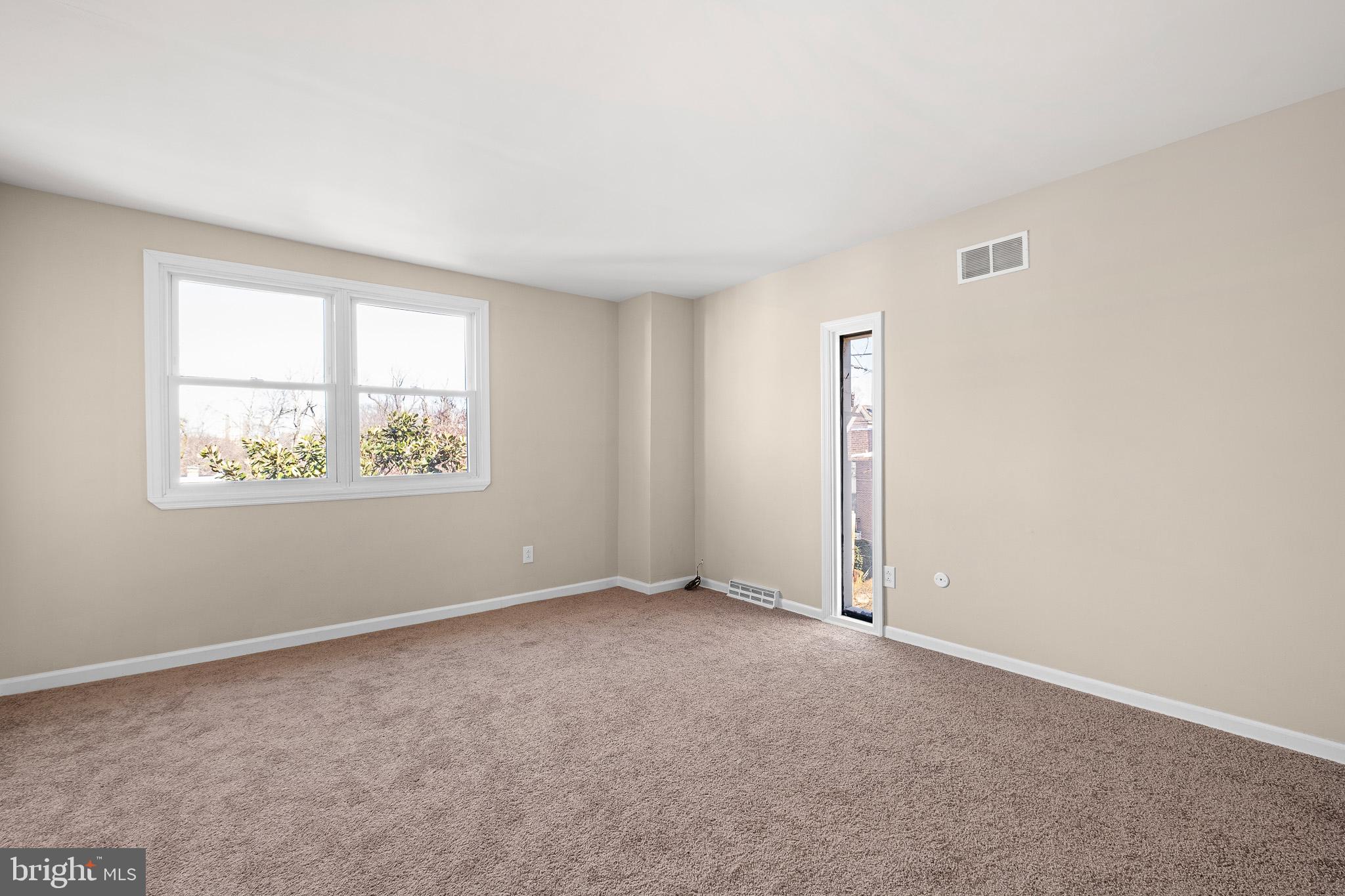 TROLLEY SQUARE - Residential