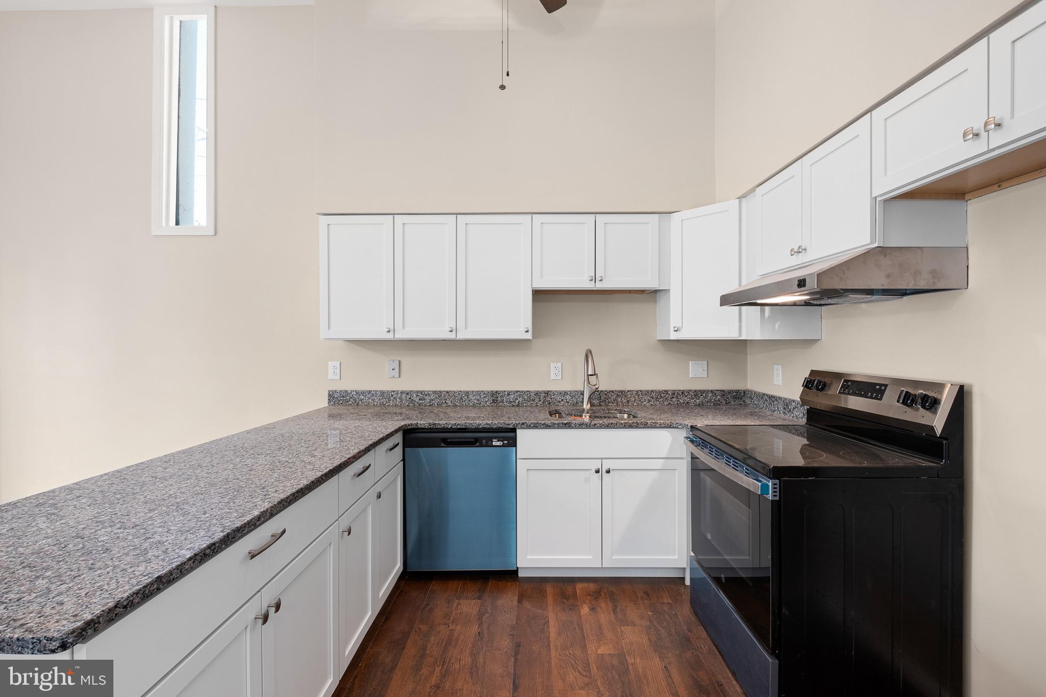 TROLLEY SQUARE - Residential