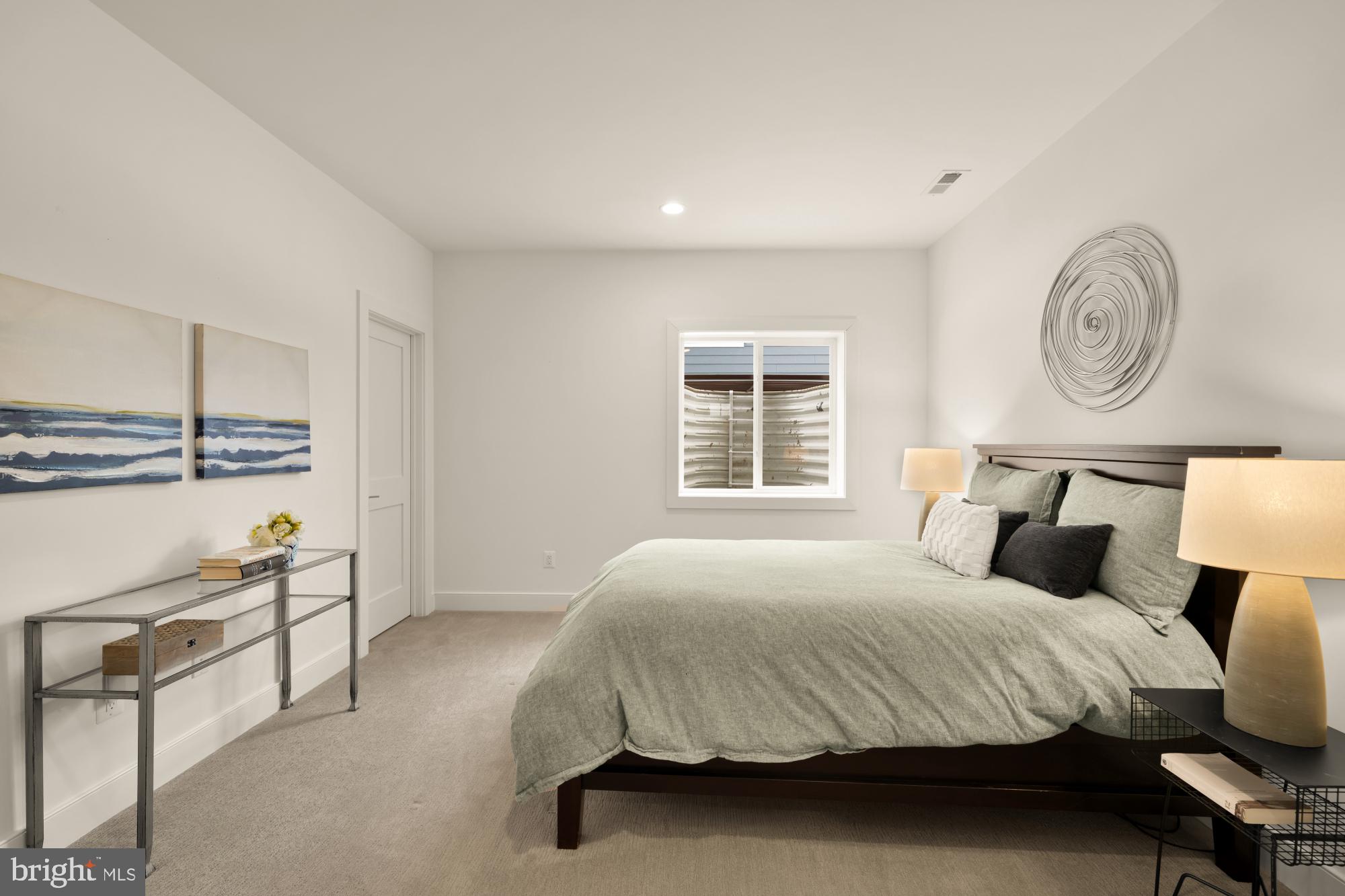 PIMMIT HILLS - Residential