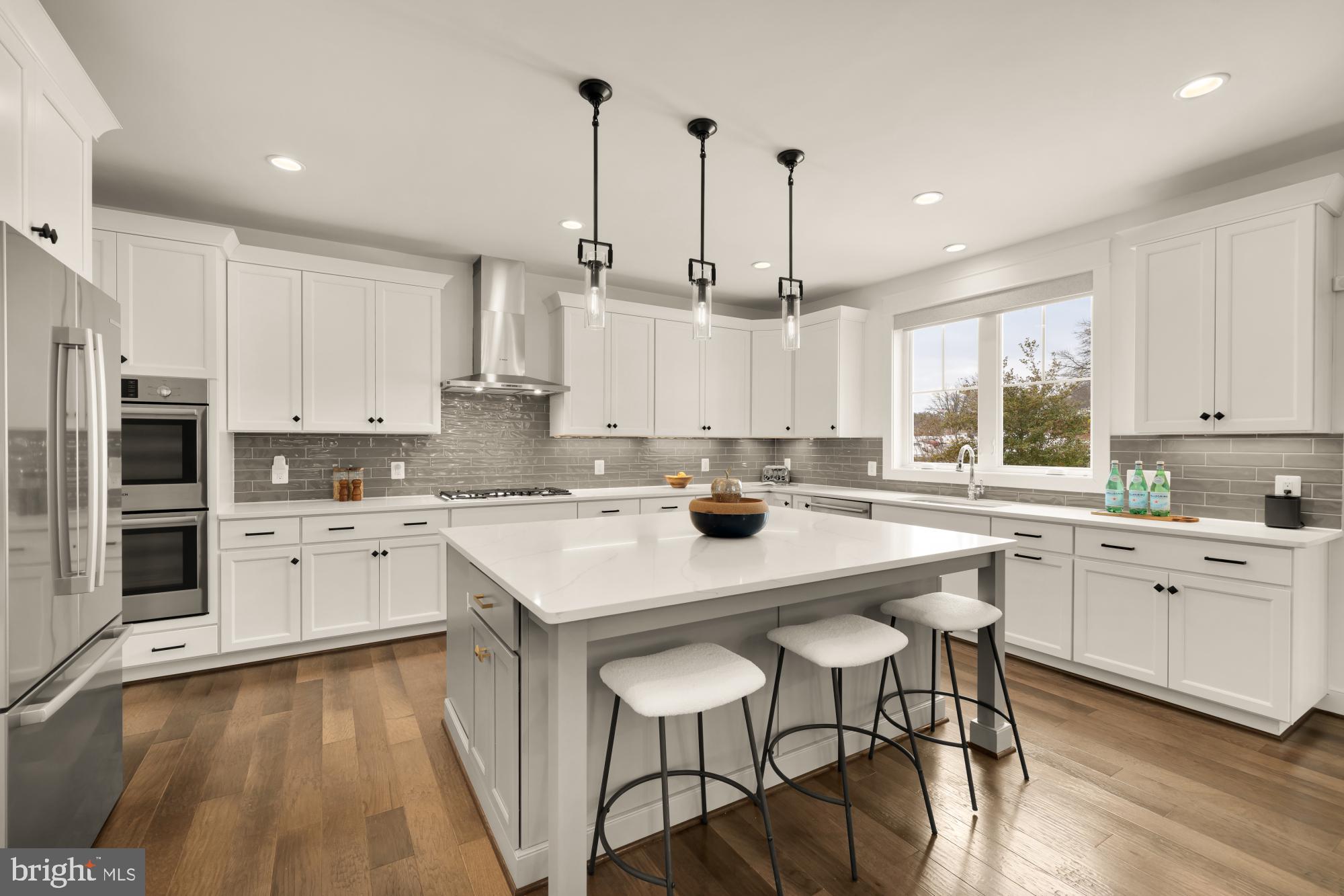 PIMMIT HILLS - Residential