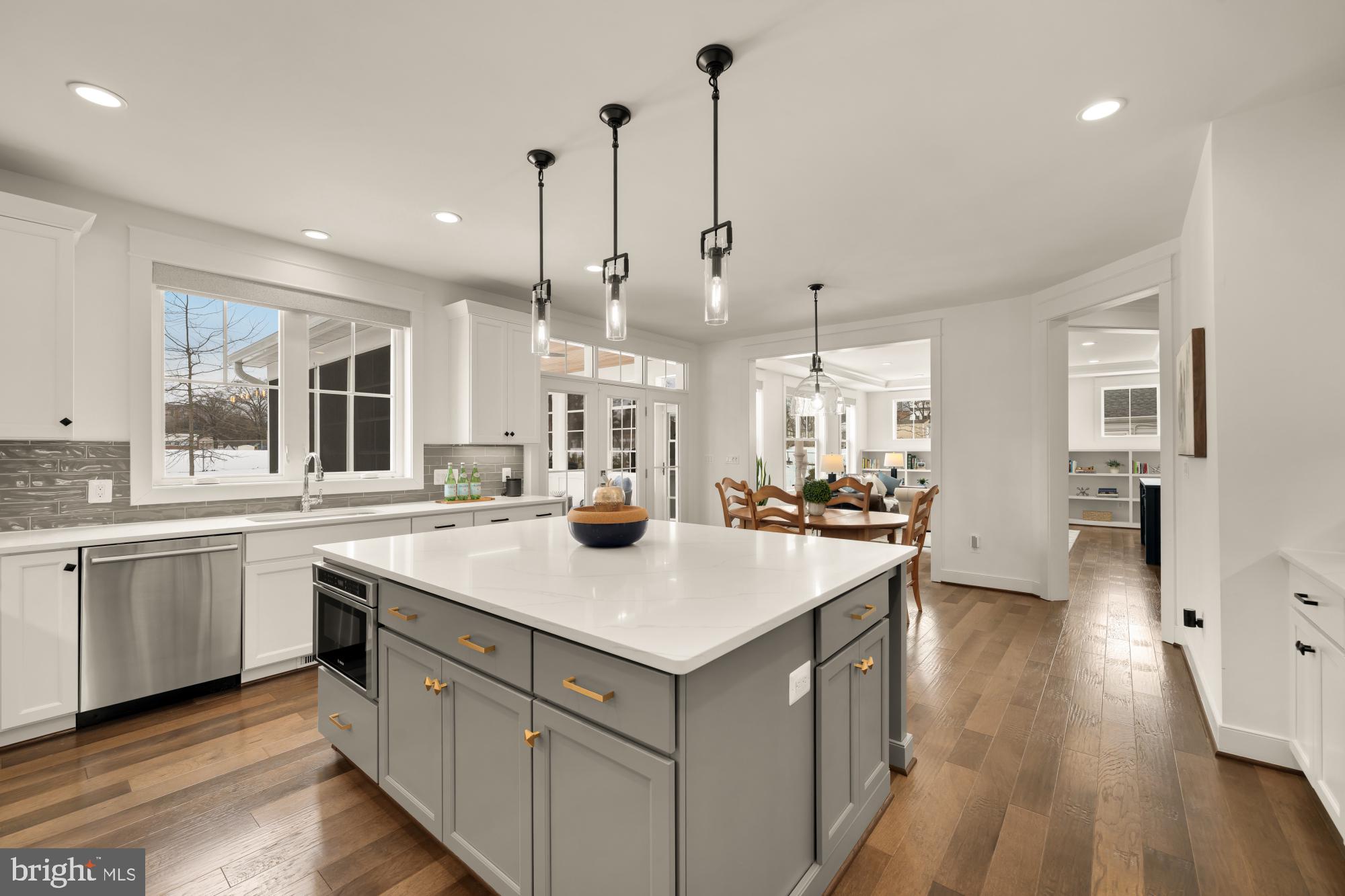 PIMMIT HILLS - Residential