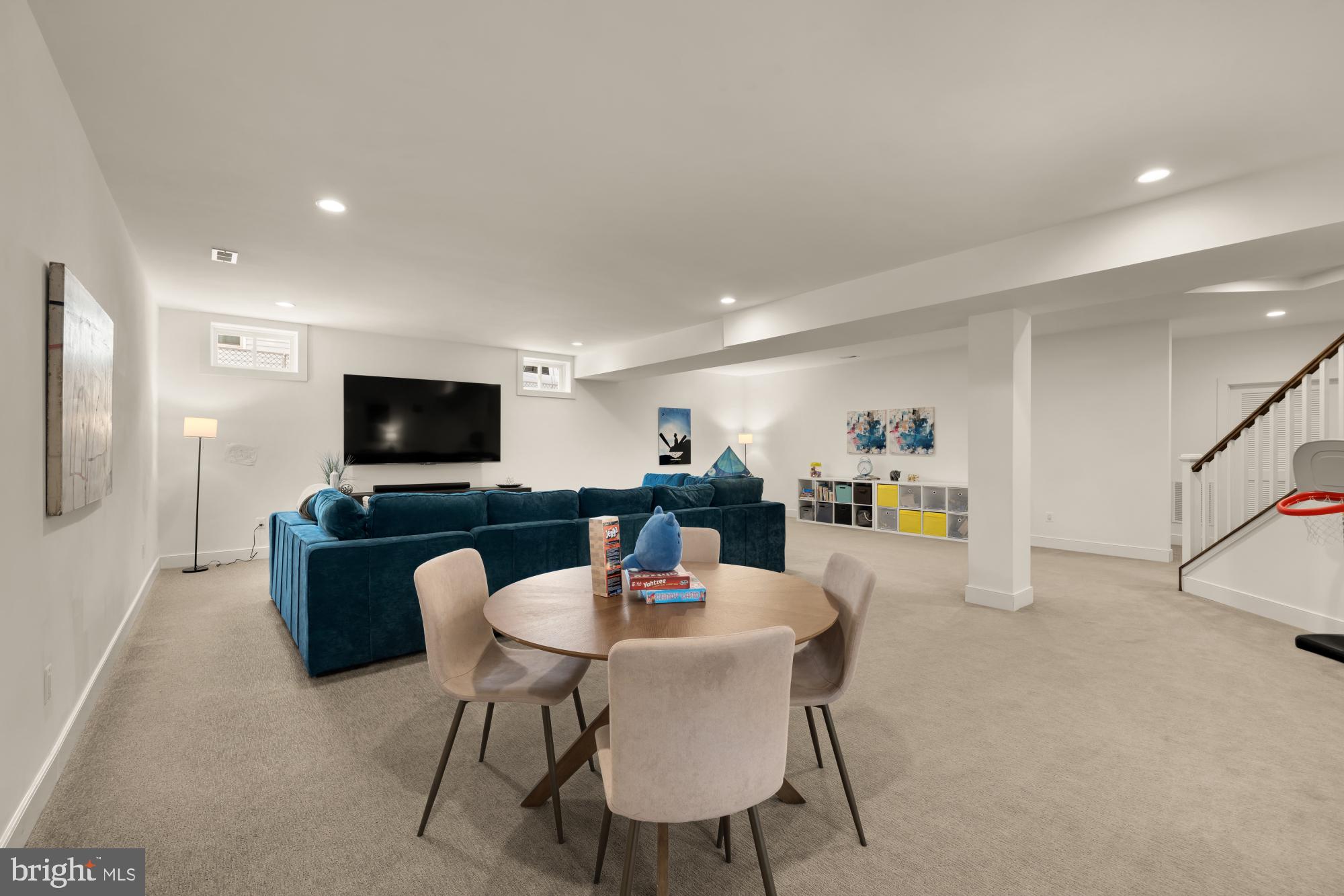 PIMMIT HILLS - Residential