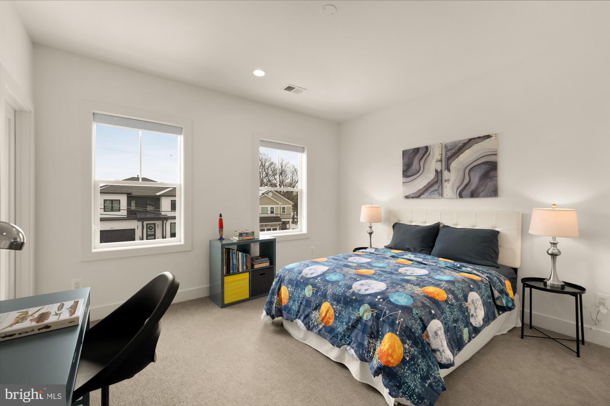 PIMMIT HILLS - Residential