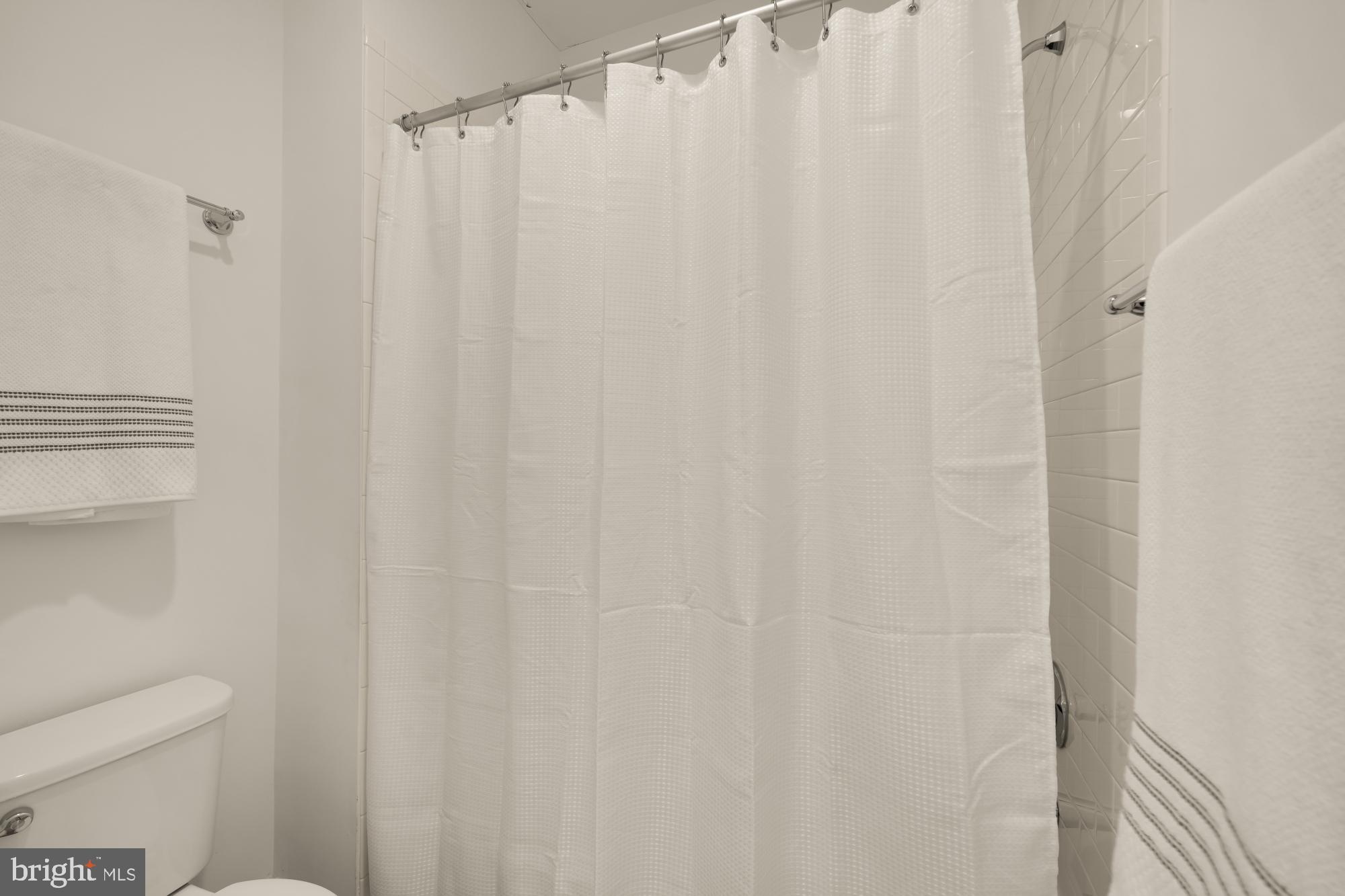 PIMMIT HILLS - Residential