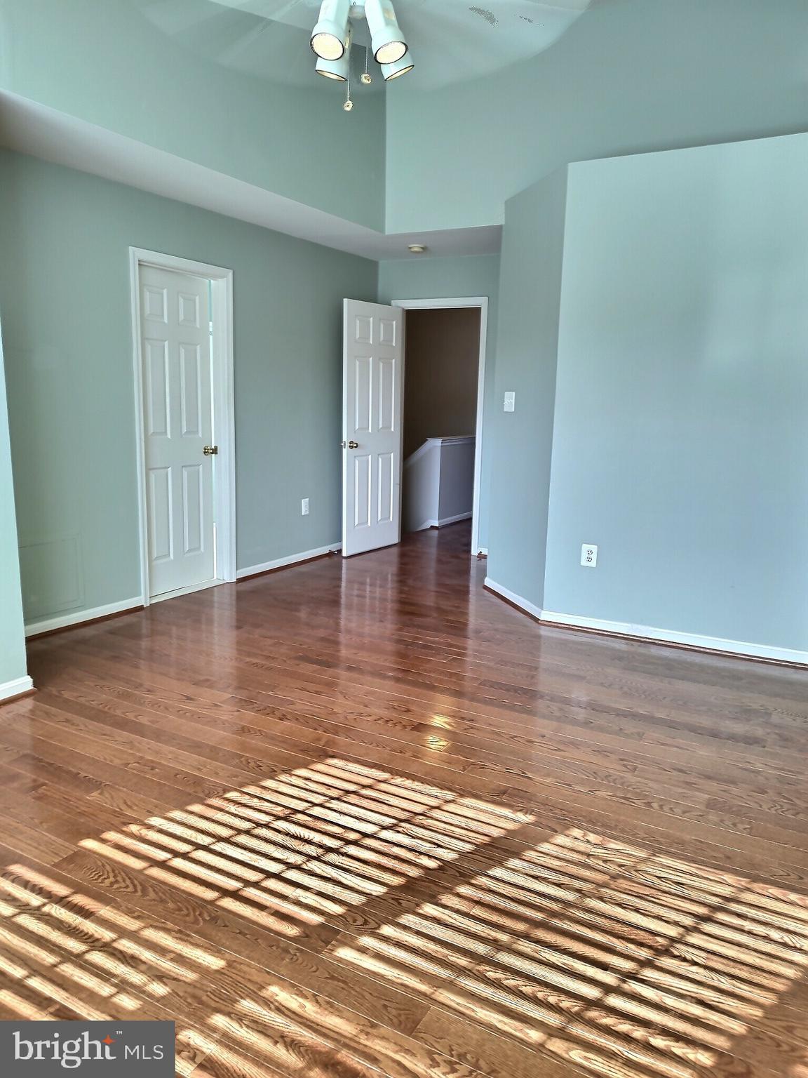 JEFFERSON VILLAGE - Residential Lease