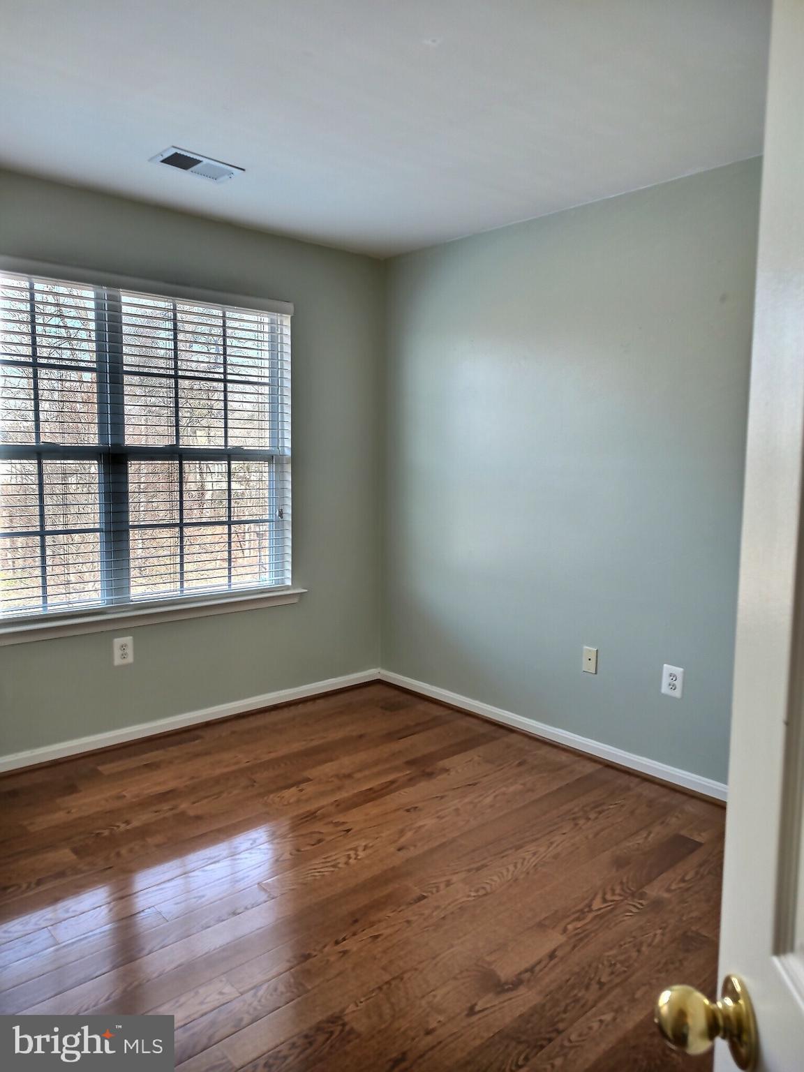 JEFFERSON VILLAGE - Residential Lease