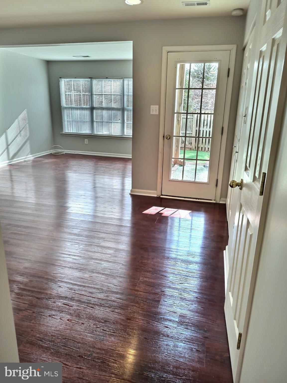 JEFFERSON VILLAGE - Residential Lease