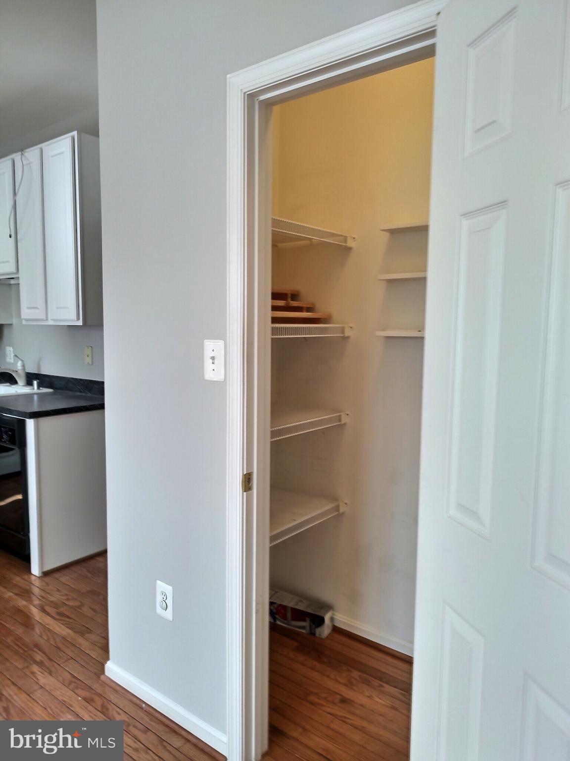 JEFFERSON VILLAGE - Residential Lease