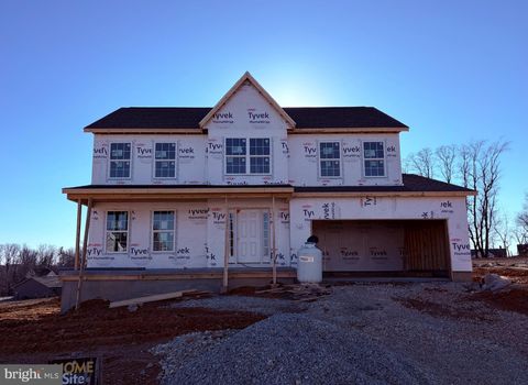 1511 MAPLE LANE 185 HANOVER PA 17331