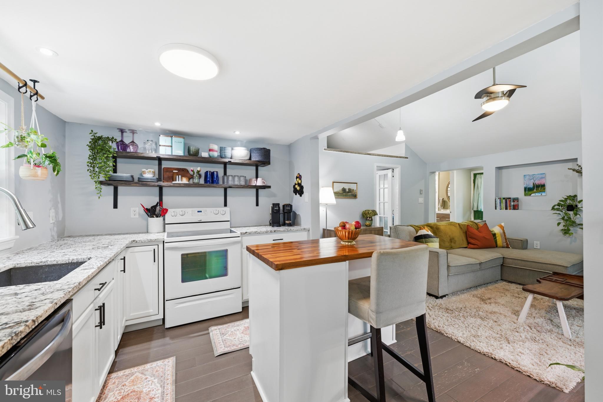 BELMONT HILLS - Residential