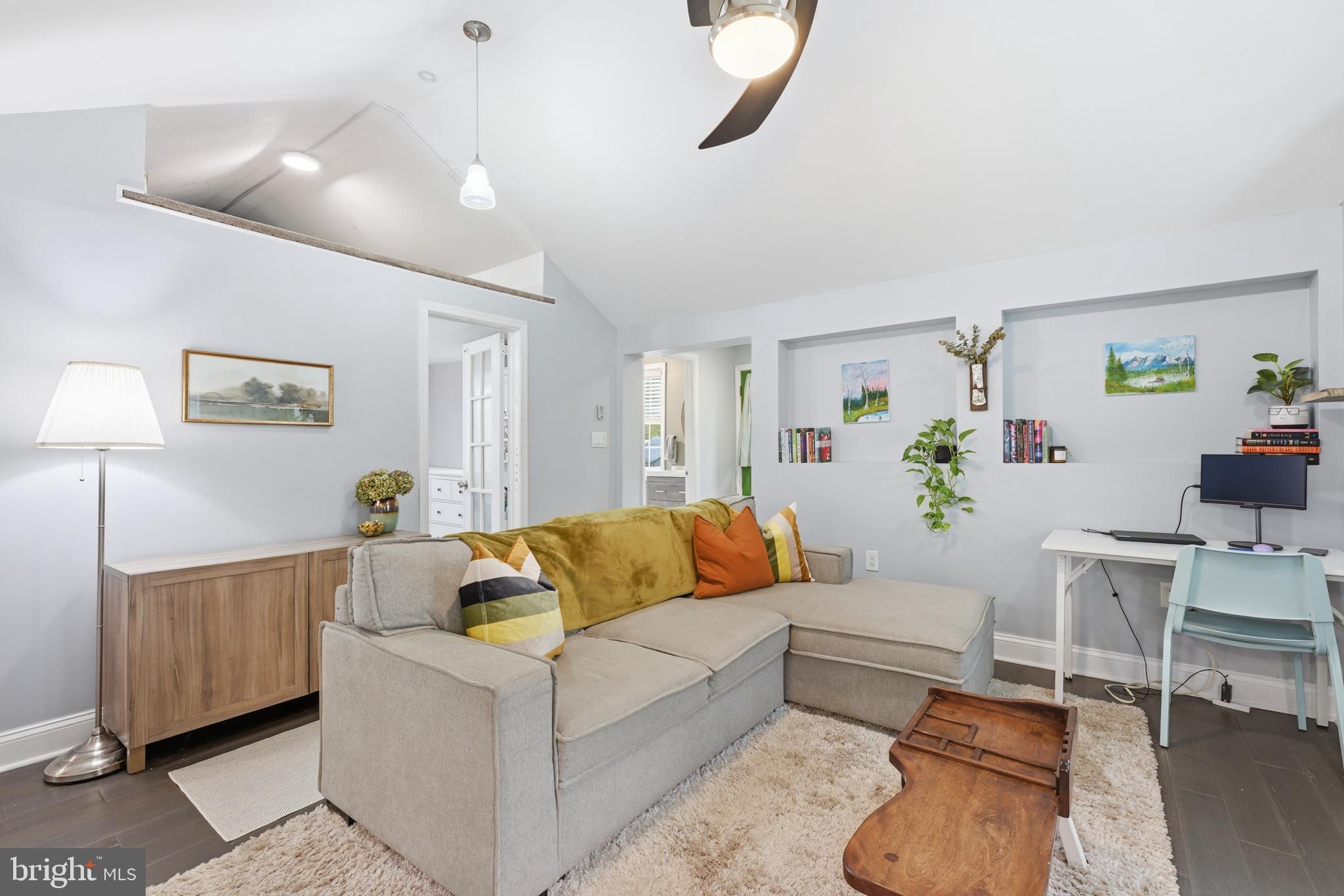 BELMONT HILLS - Residential