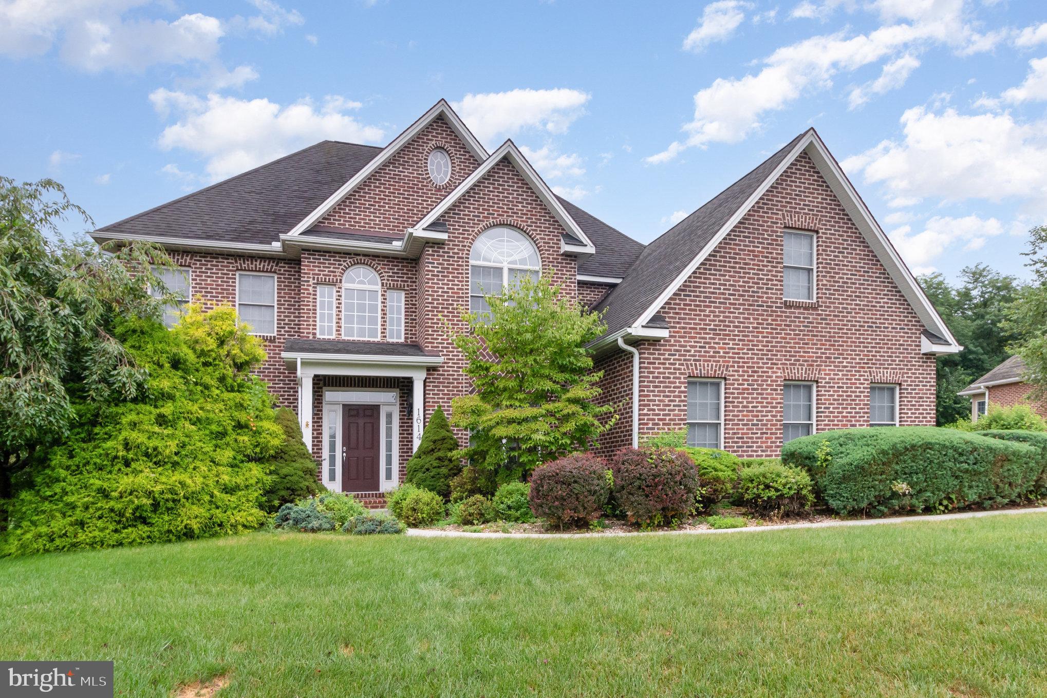 1614 FOX HOLLOW ROAD