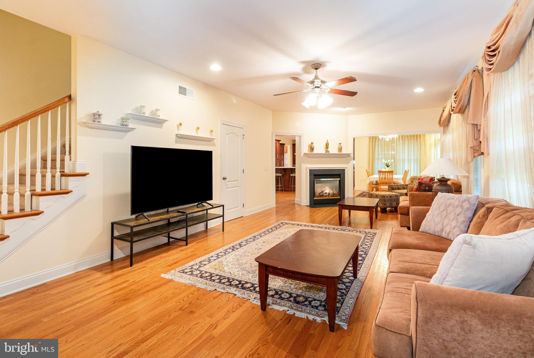 HIGH MEADOW - Residential