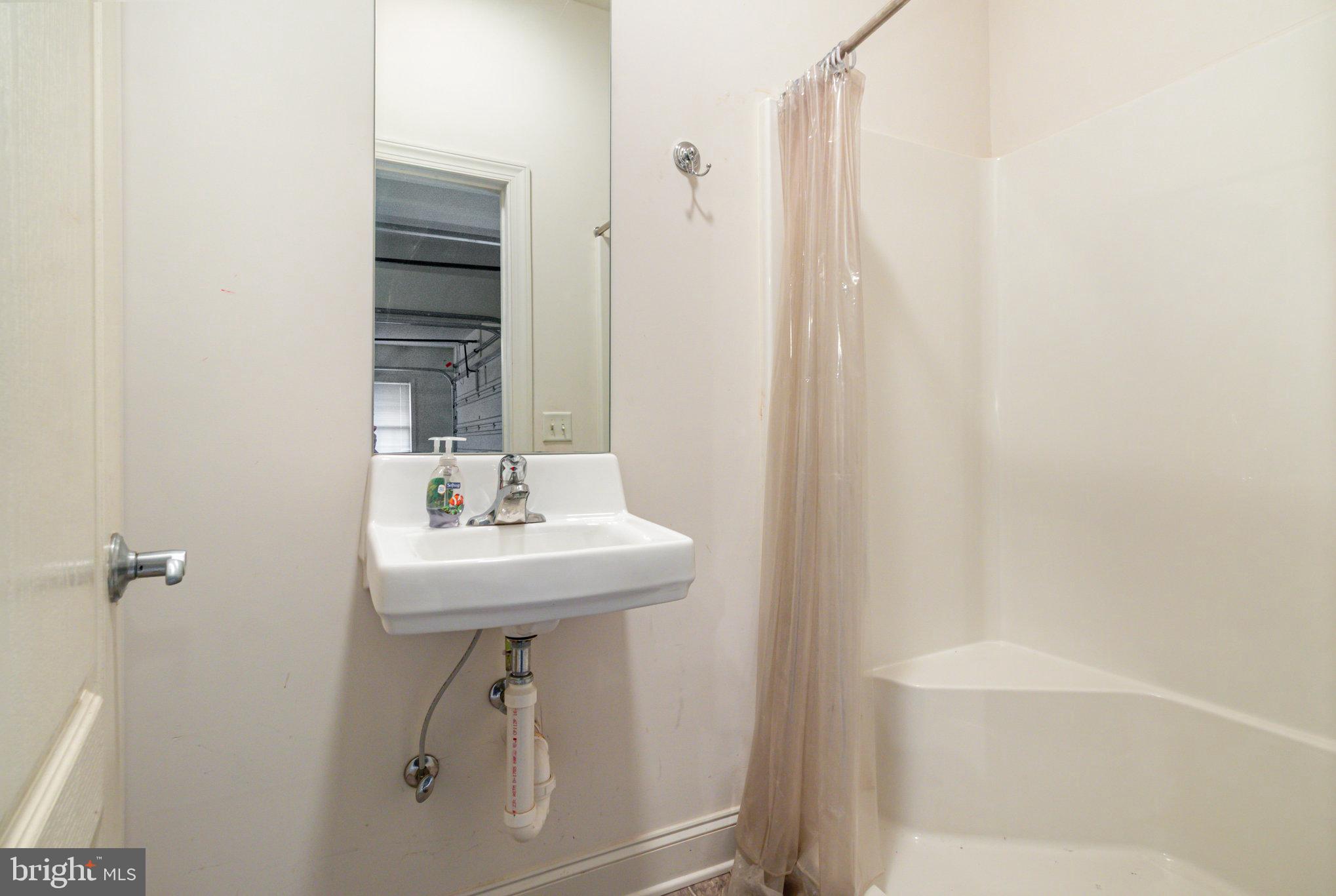 HIGH MEADOW - Residential