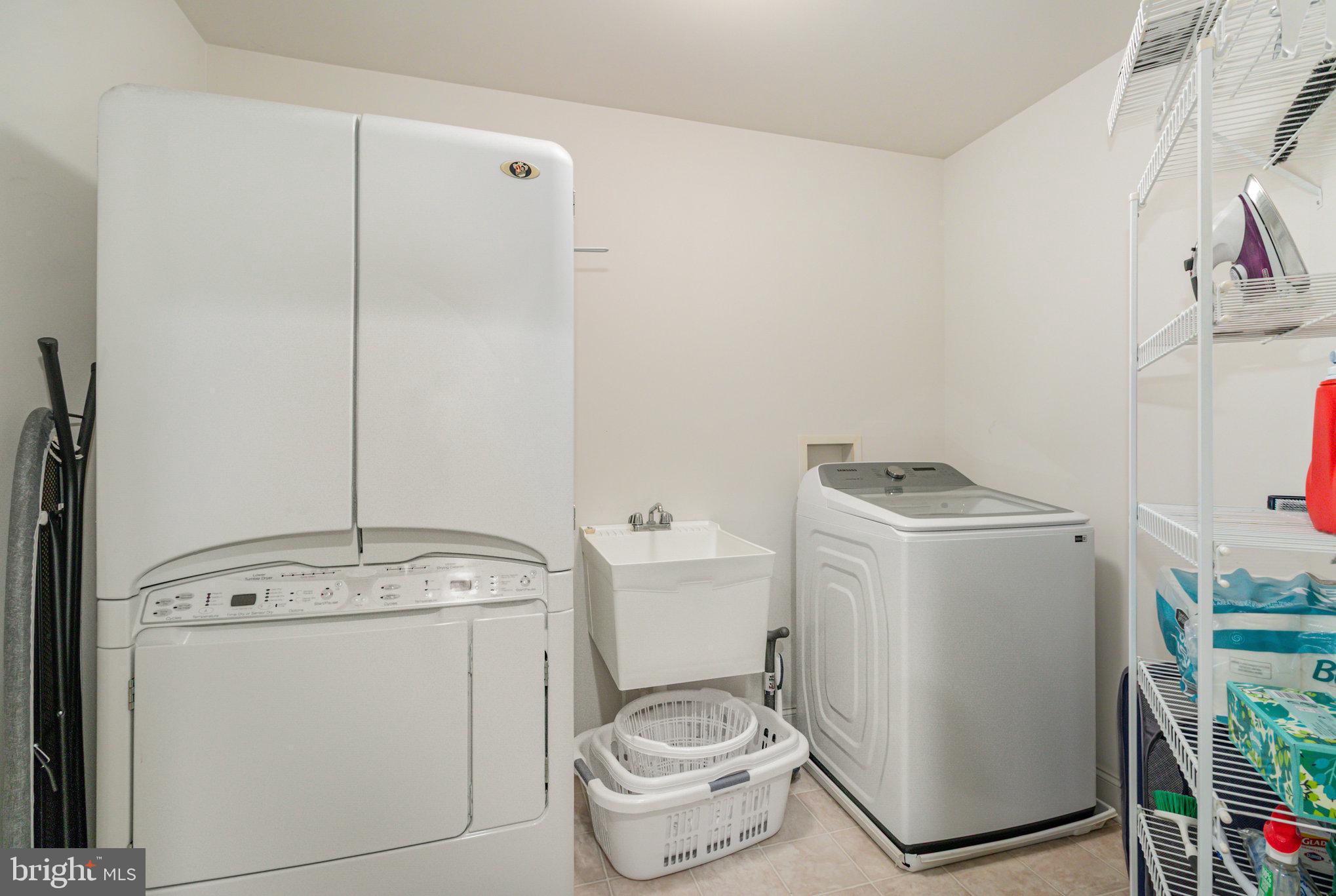 HIGH MEADOW - Residential