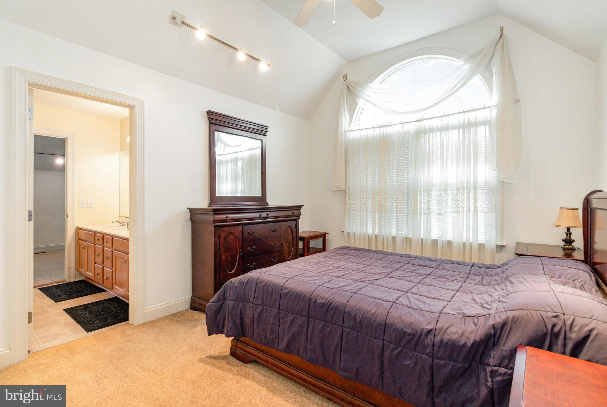 HIGH MEADOW - Residential