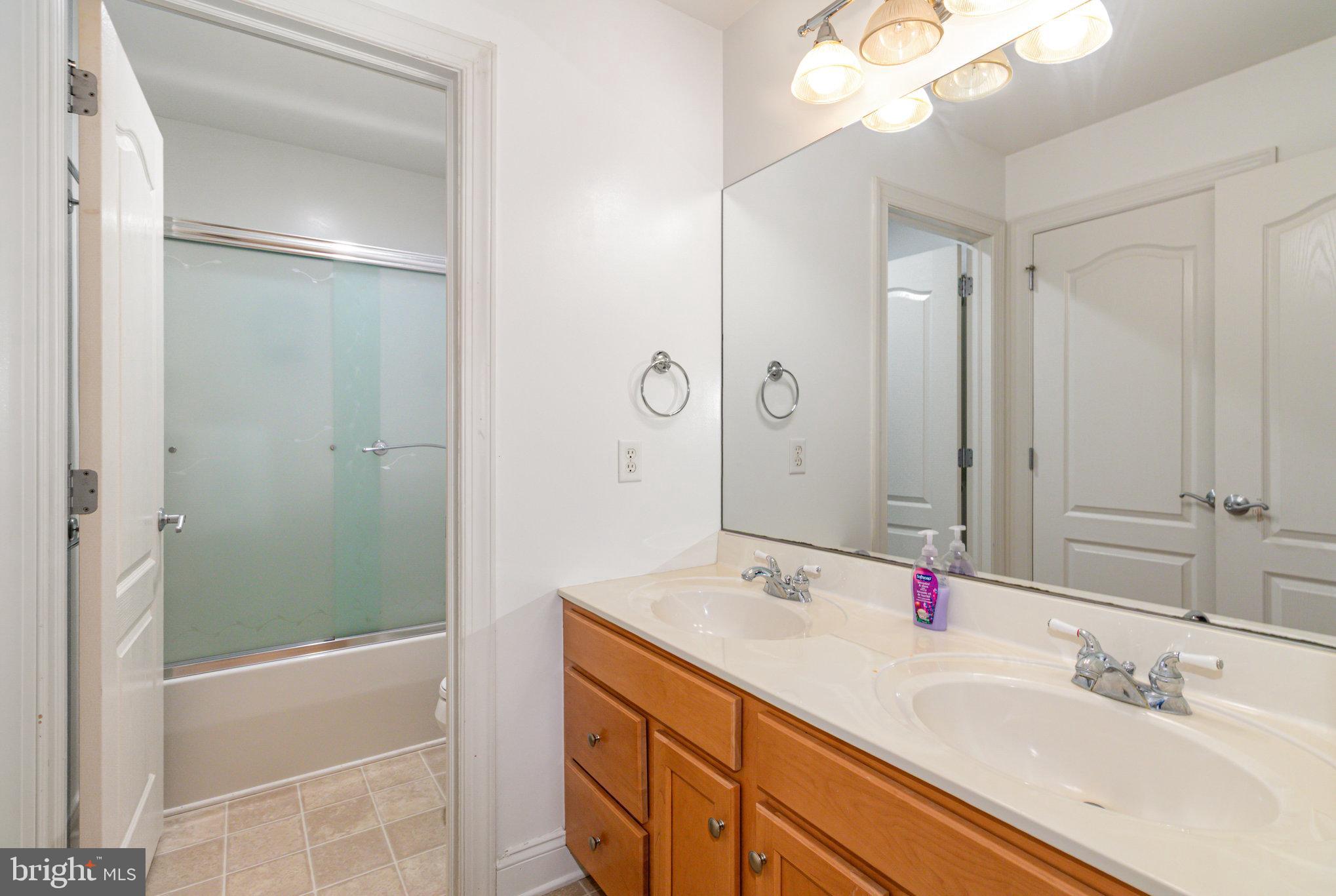 HIGH MEADOW - Residential