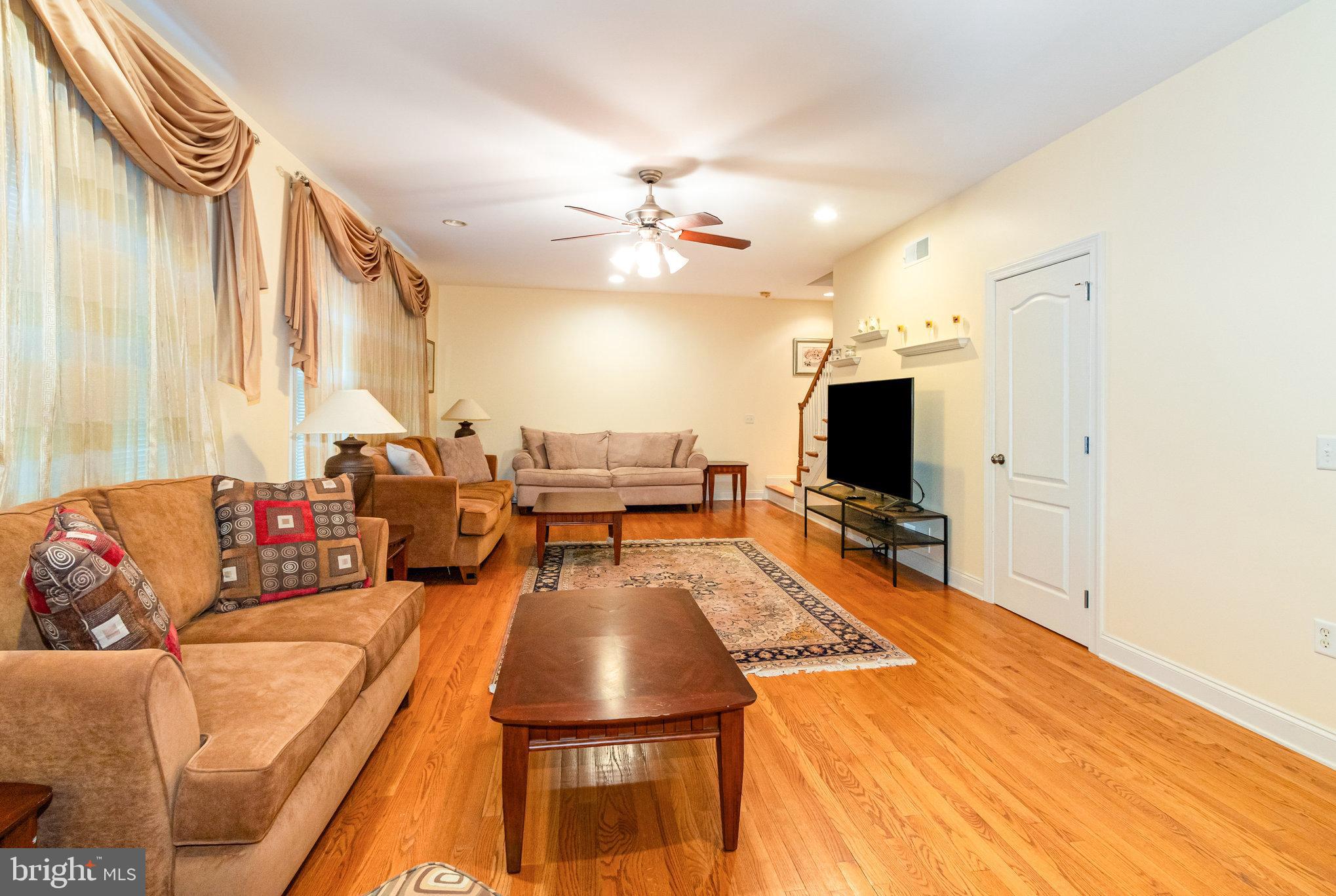 HIGH MEADOW - Residential