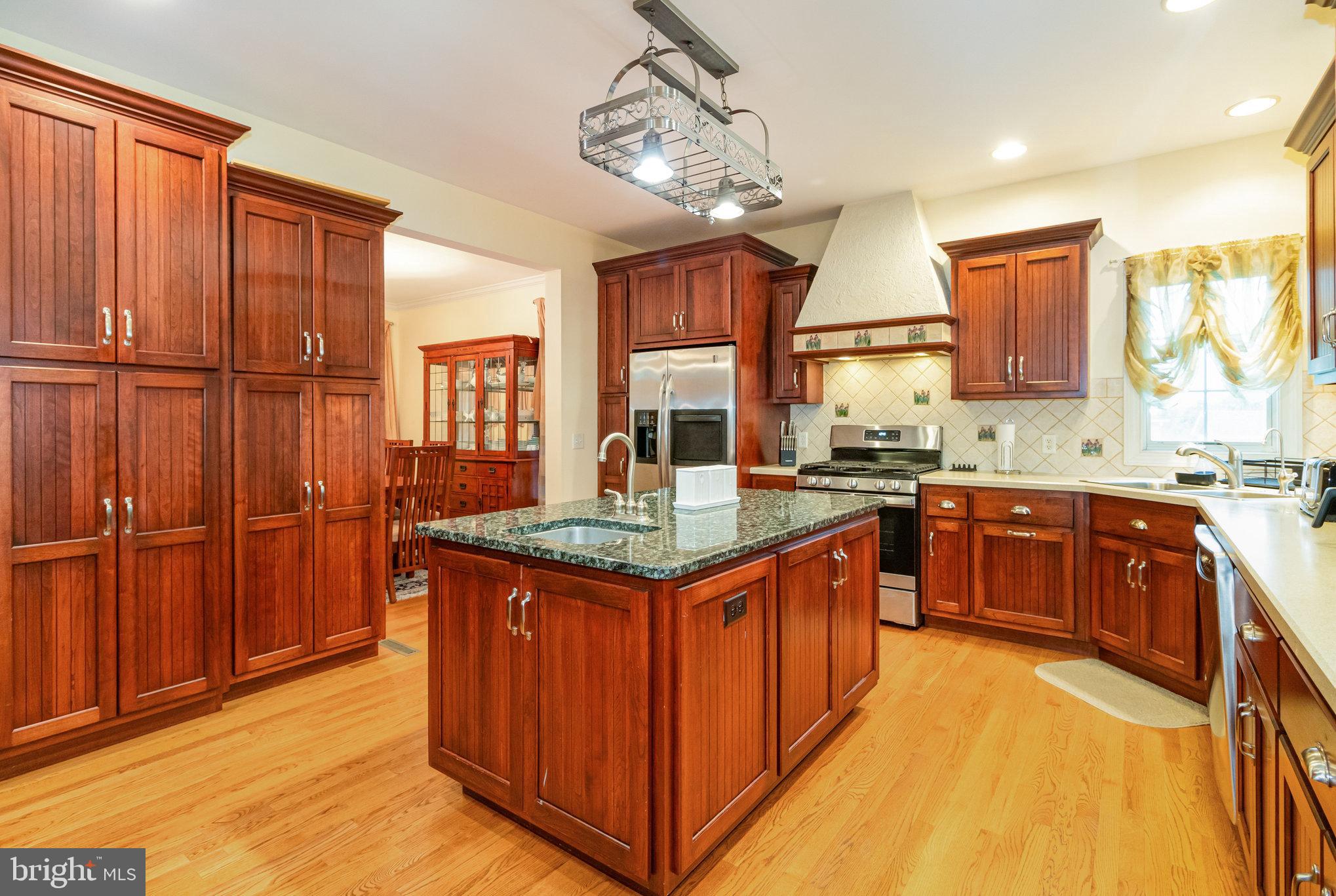 HIGH MEADOW - Residential