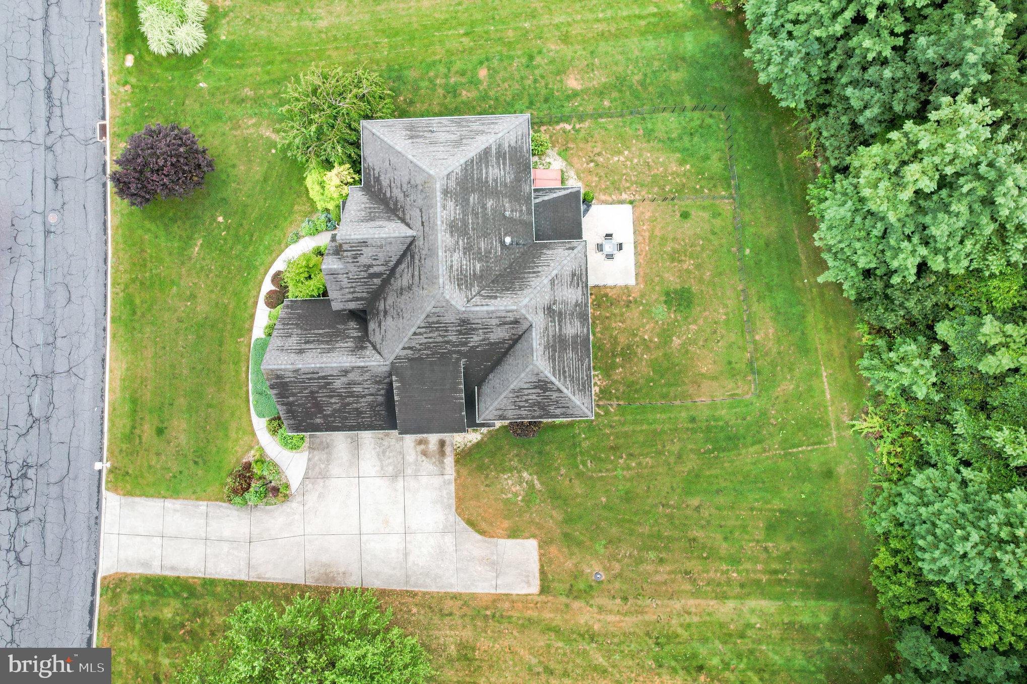 HIGH MEADOW - Residential