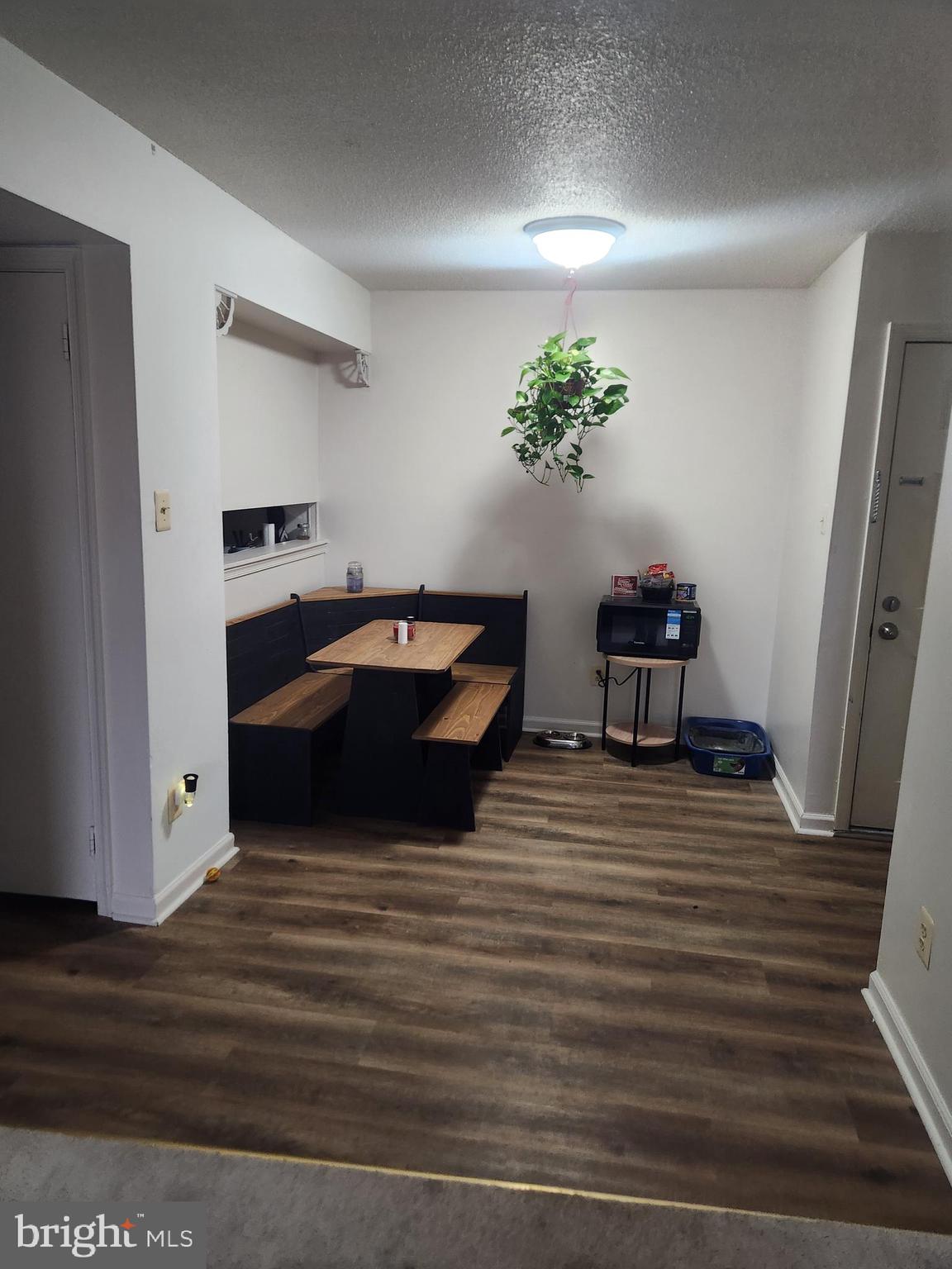 CHATHAM VIL OF TOW - Residential