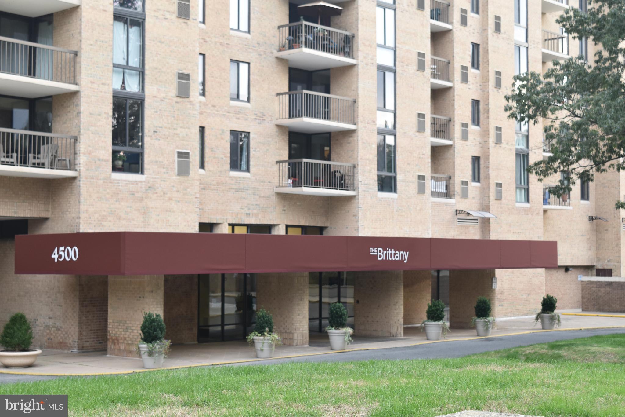 THE BRITTANY - Residential Lease