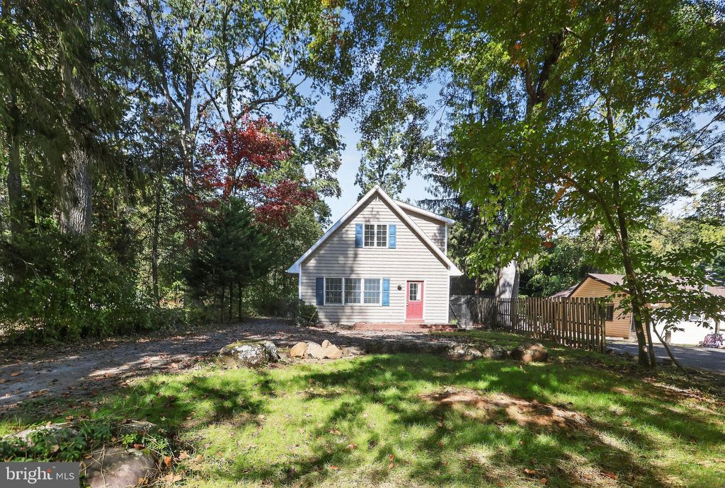 Photo of 1709 Snyder Road, GREEN LANE, PA 18054 (MLS # PAMC2156516)