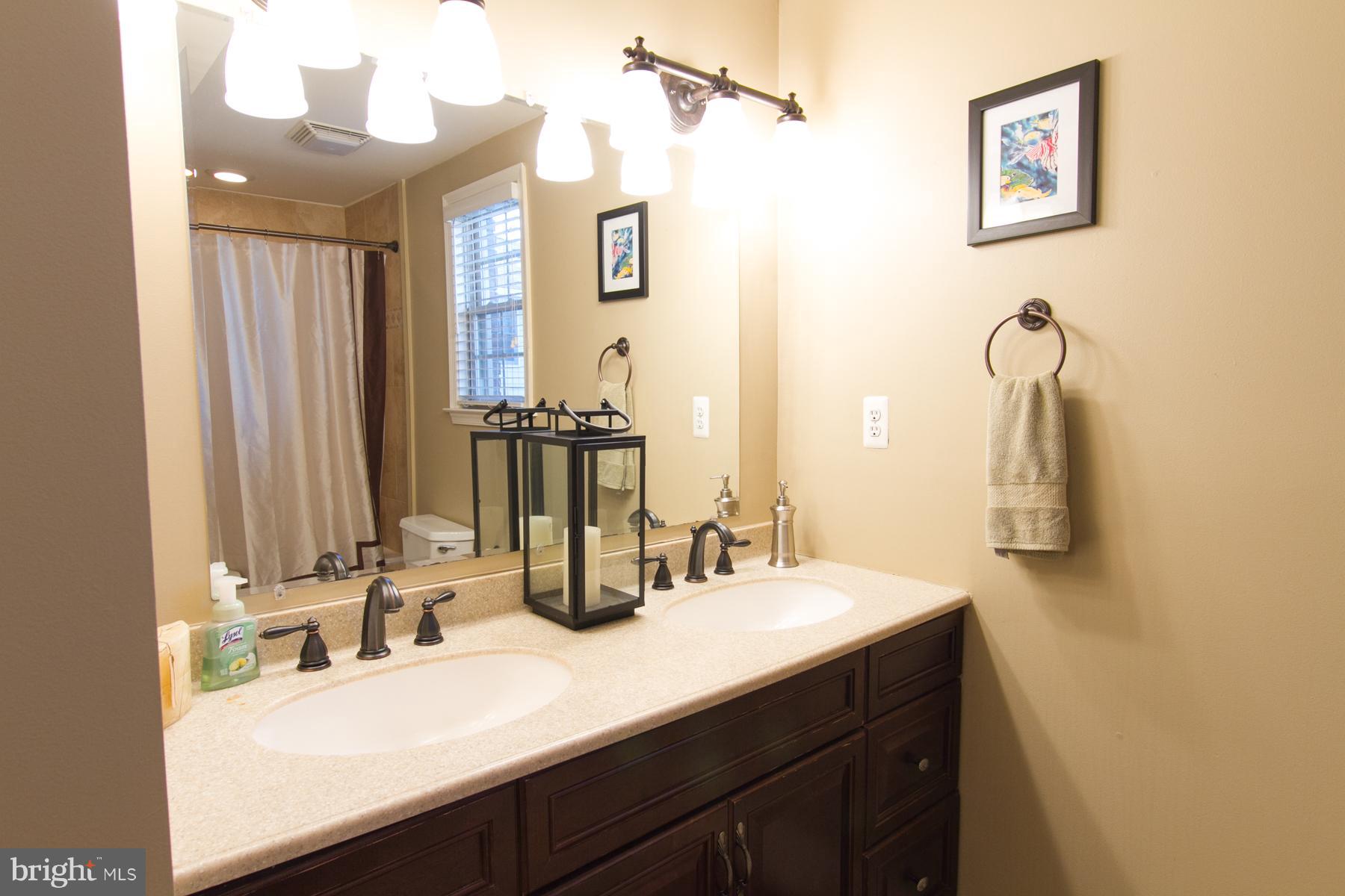 DOUGLAS PARK - Residential Lease