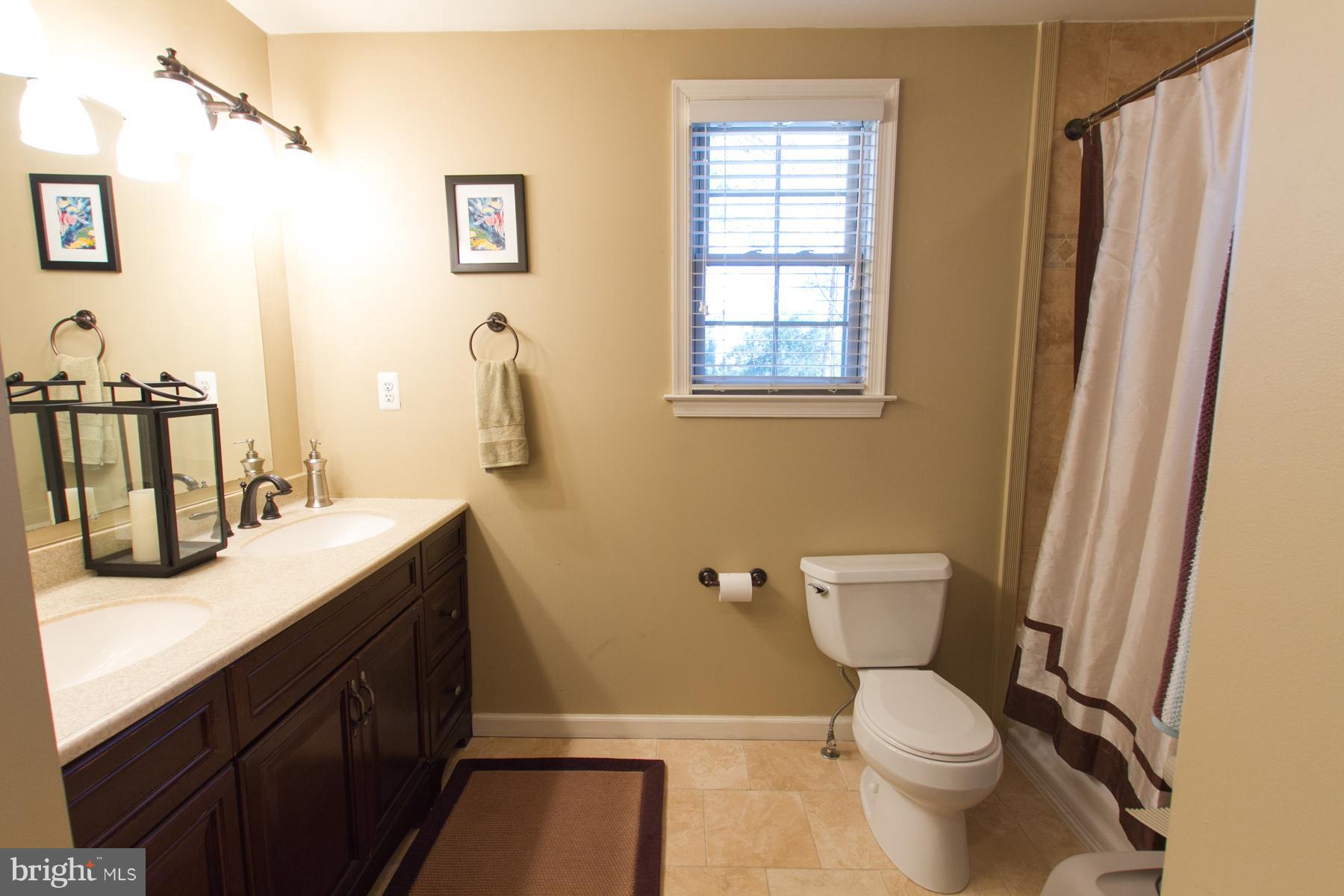 DOUGLAS PARK - Residential Lease