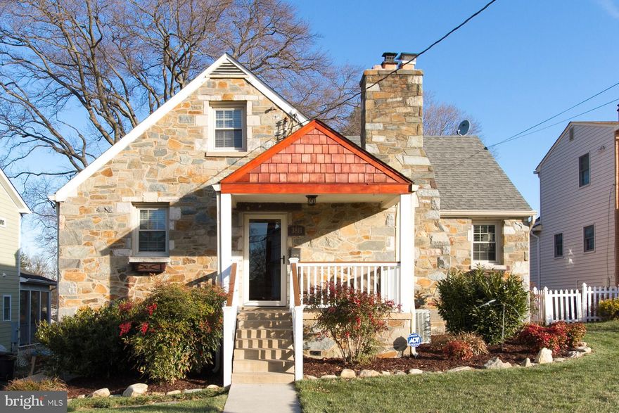 Gorgeous home w/ elegant Arlington character & modern design. Great front porch, hardwood floors, stainless steel appliances & granite counters in large kit. Updated bathrooms w/ spa features, AMAZING expansive deck overlooking oversized fully fenced rear yard! Walkout bsmt fully finished w/ rec room and bedrooms, in-law suite. Multi-year lease pref.Max 2 incomes to qualify. Open 3/26Mon, 6-8 p.m.