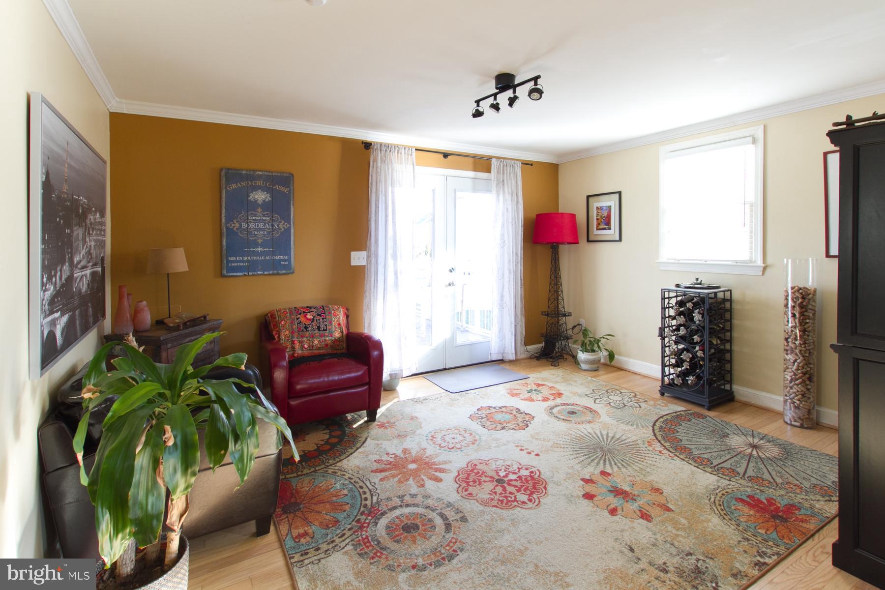 DOUGLAS PARK - Residential Lease