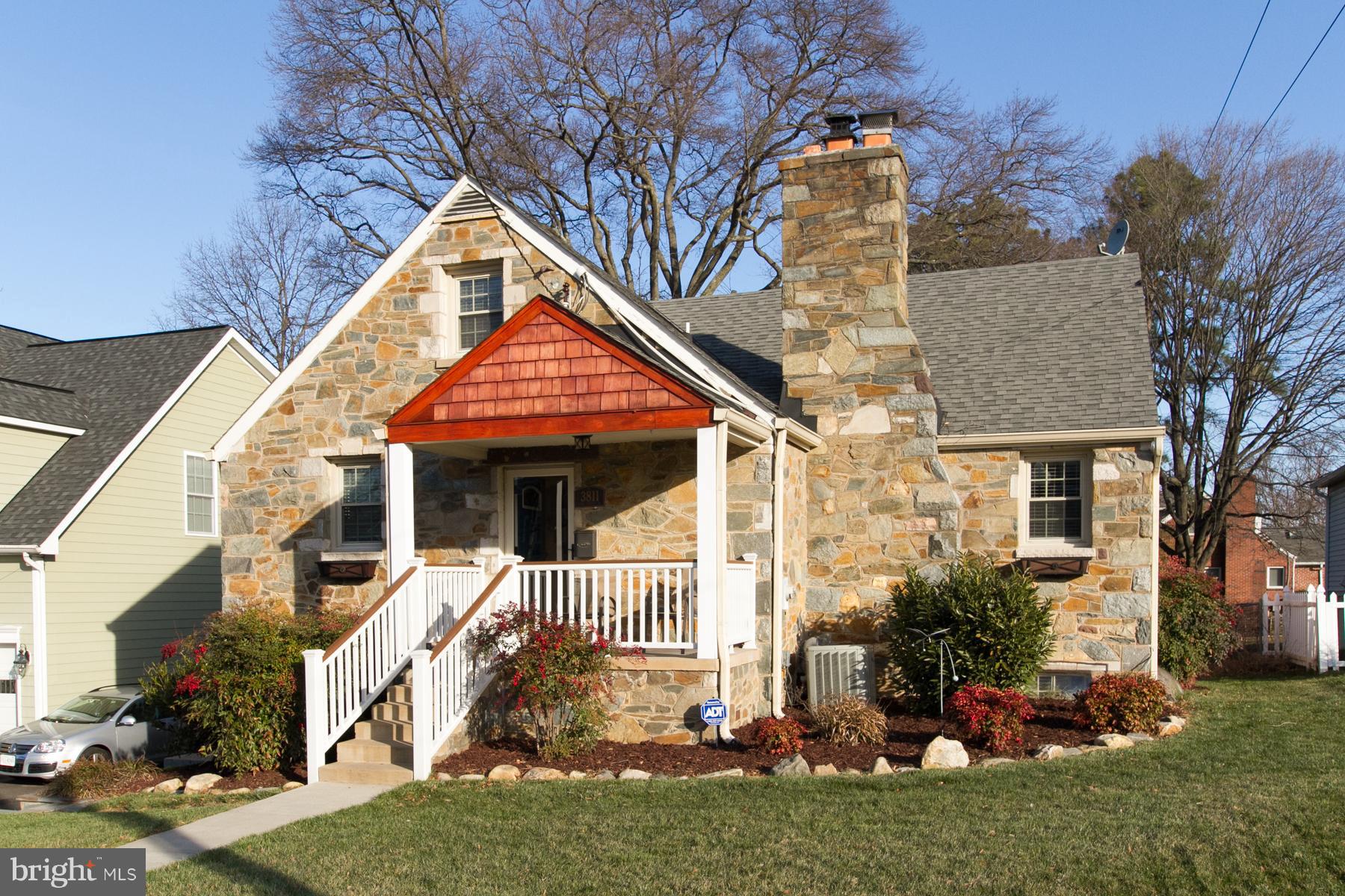 DOUGLAS PARK - Residential Lease