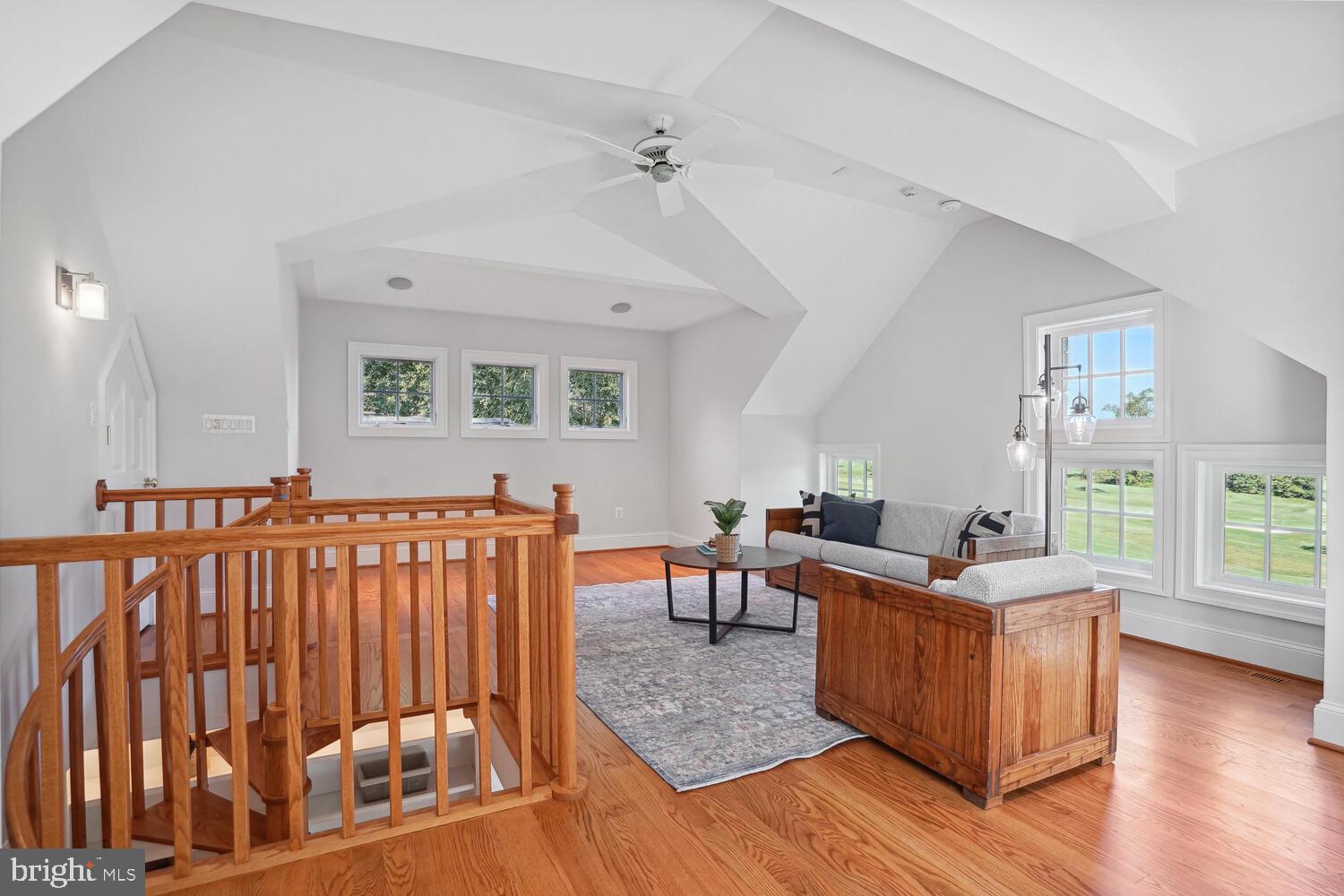 MANOR PARK - Residential