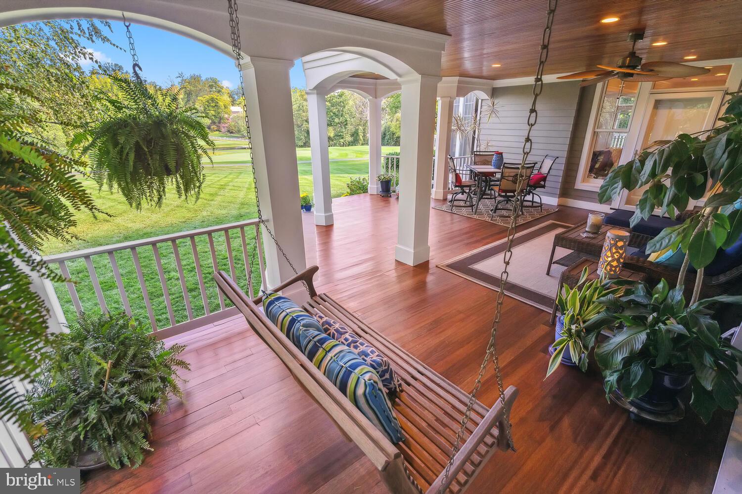 MANOR PARK - Residential