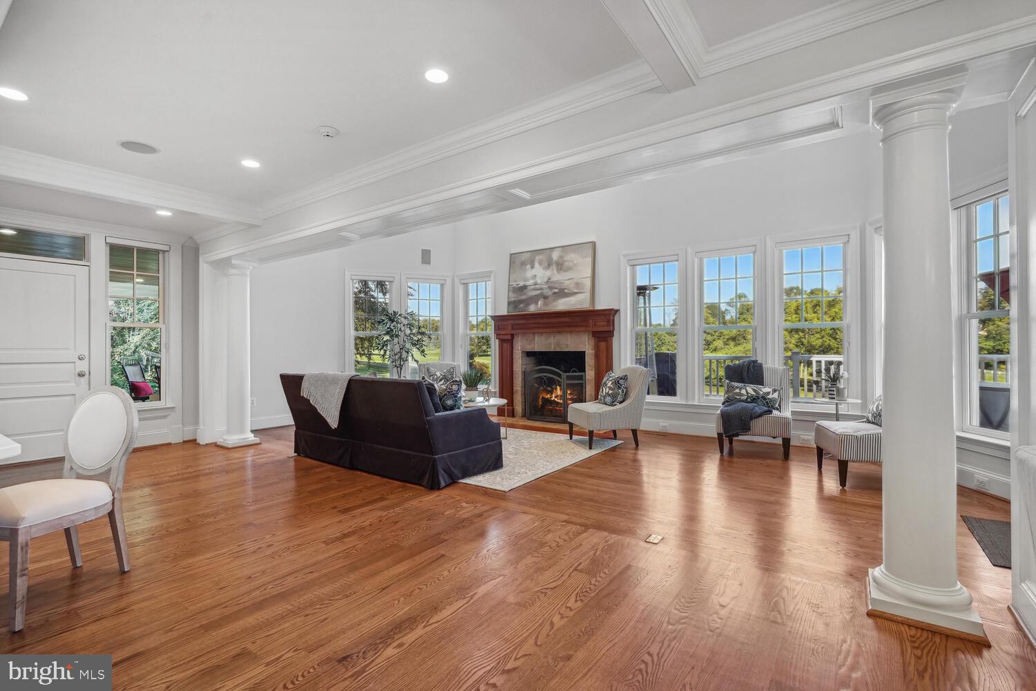 MANOR PARK - Residential