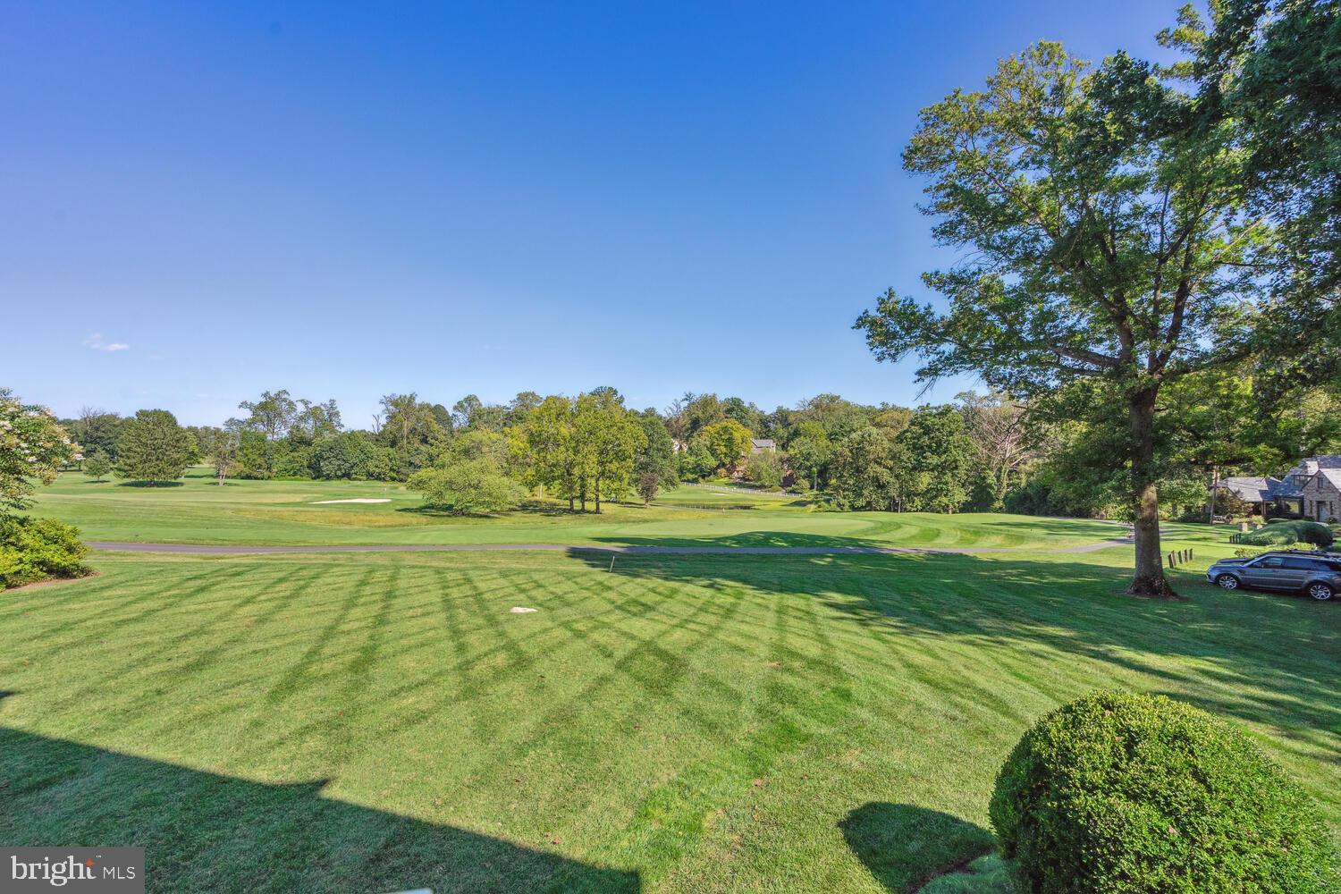 MANOR PARK - Residential