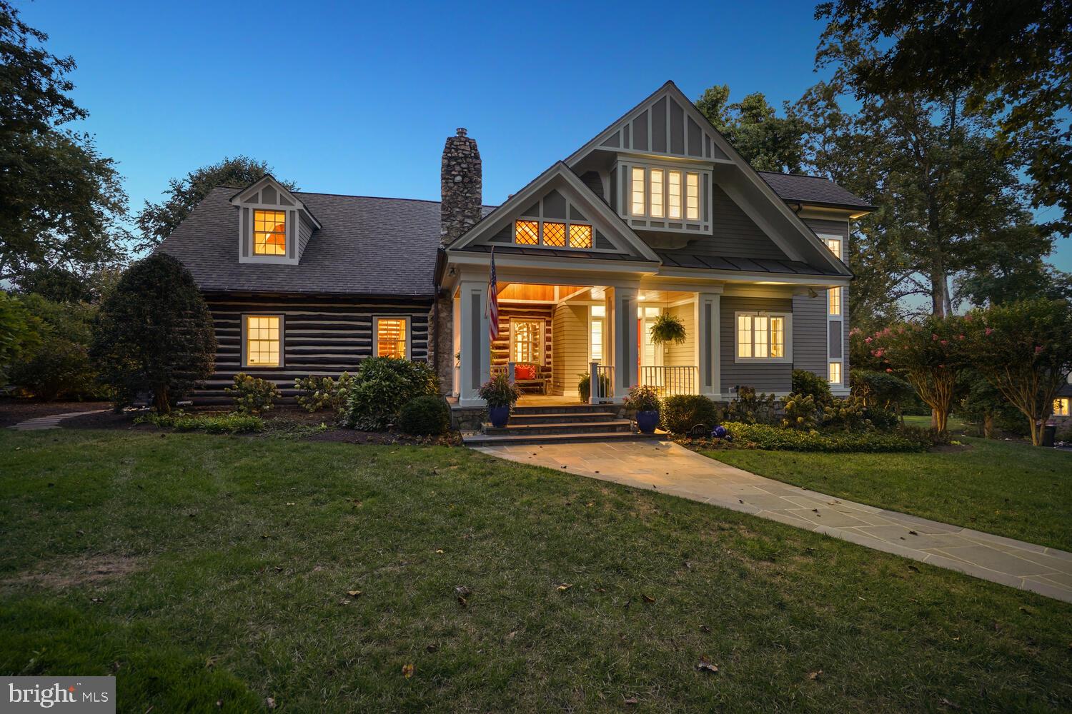 MANOR PARK - Residential